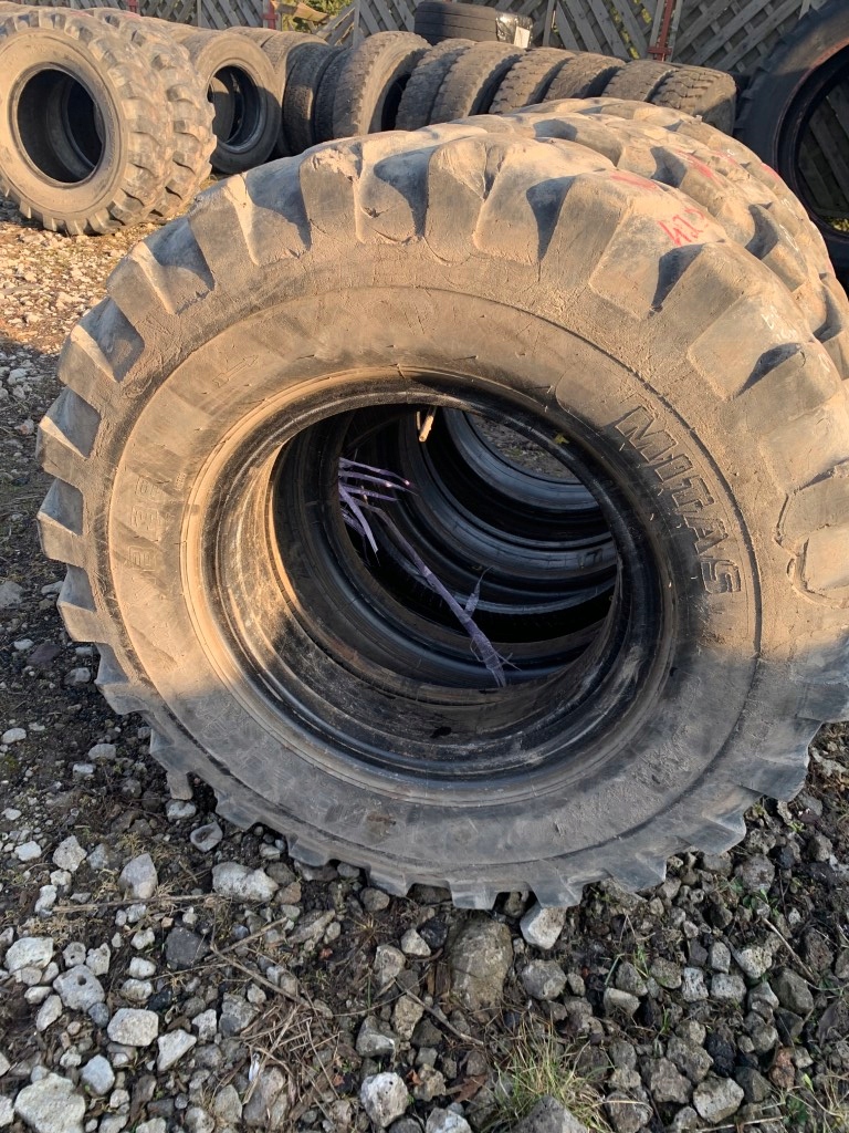 10.00-20 (R113) MITAS NB38. 20mm Profil opony inny