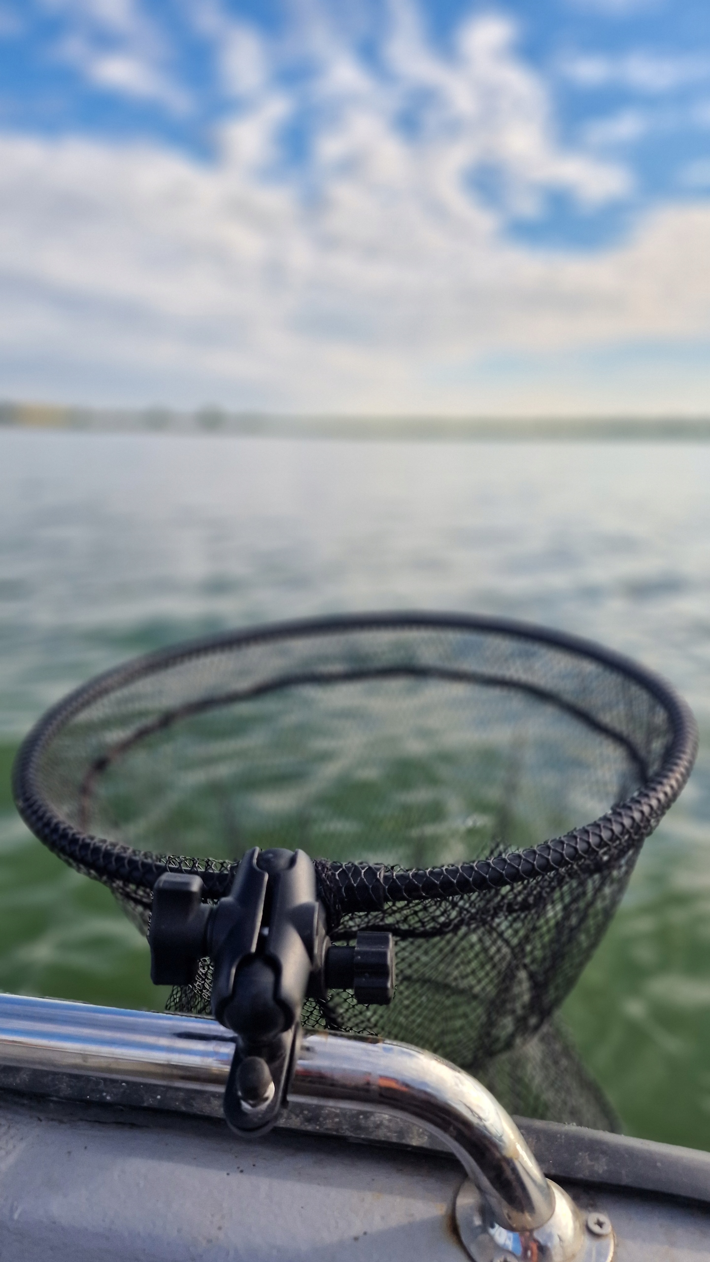 Siatka Wędkarska Na Ryby Gumowana Z Mocowaniem Do Łodzi Na Reling Q-ergo