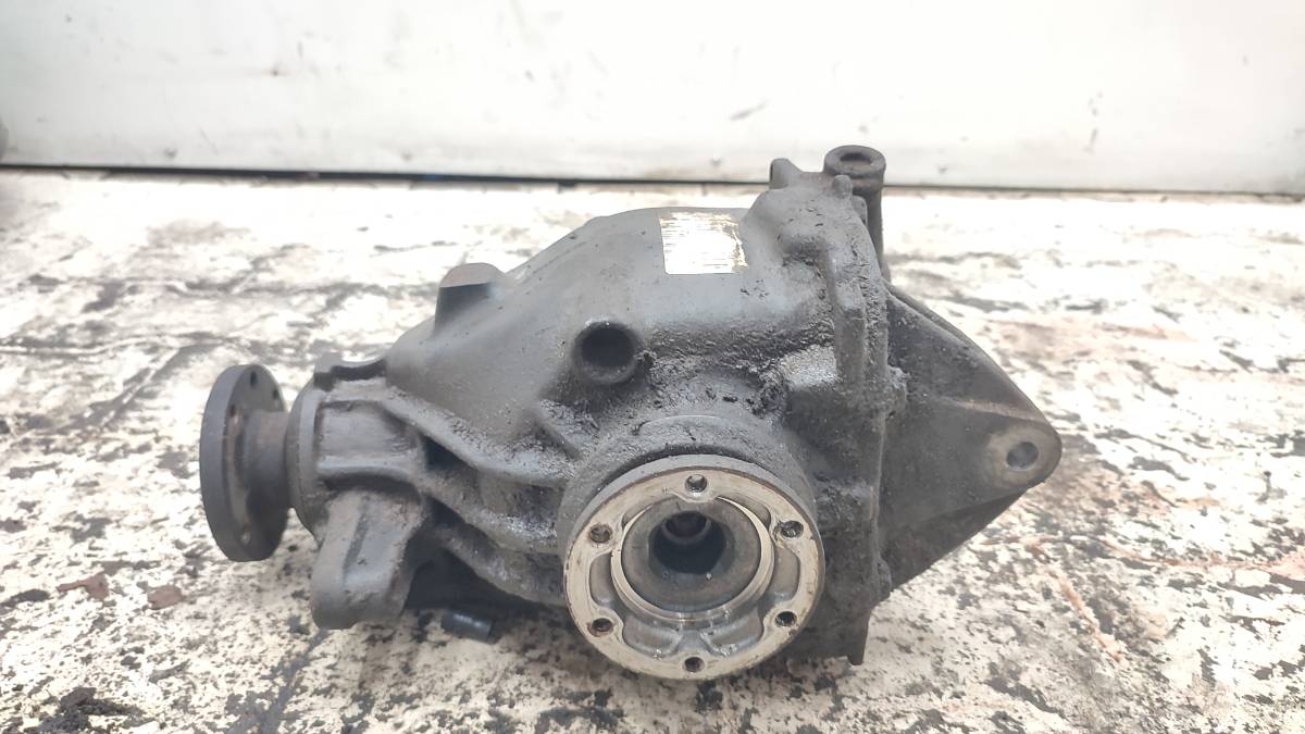 5YRFTH564 - Міст задній диференціал BMW E46 1.9 b 1428168 3.38