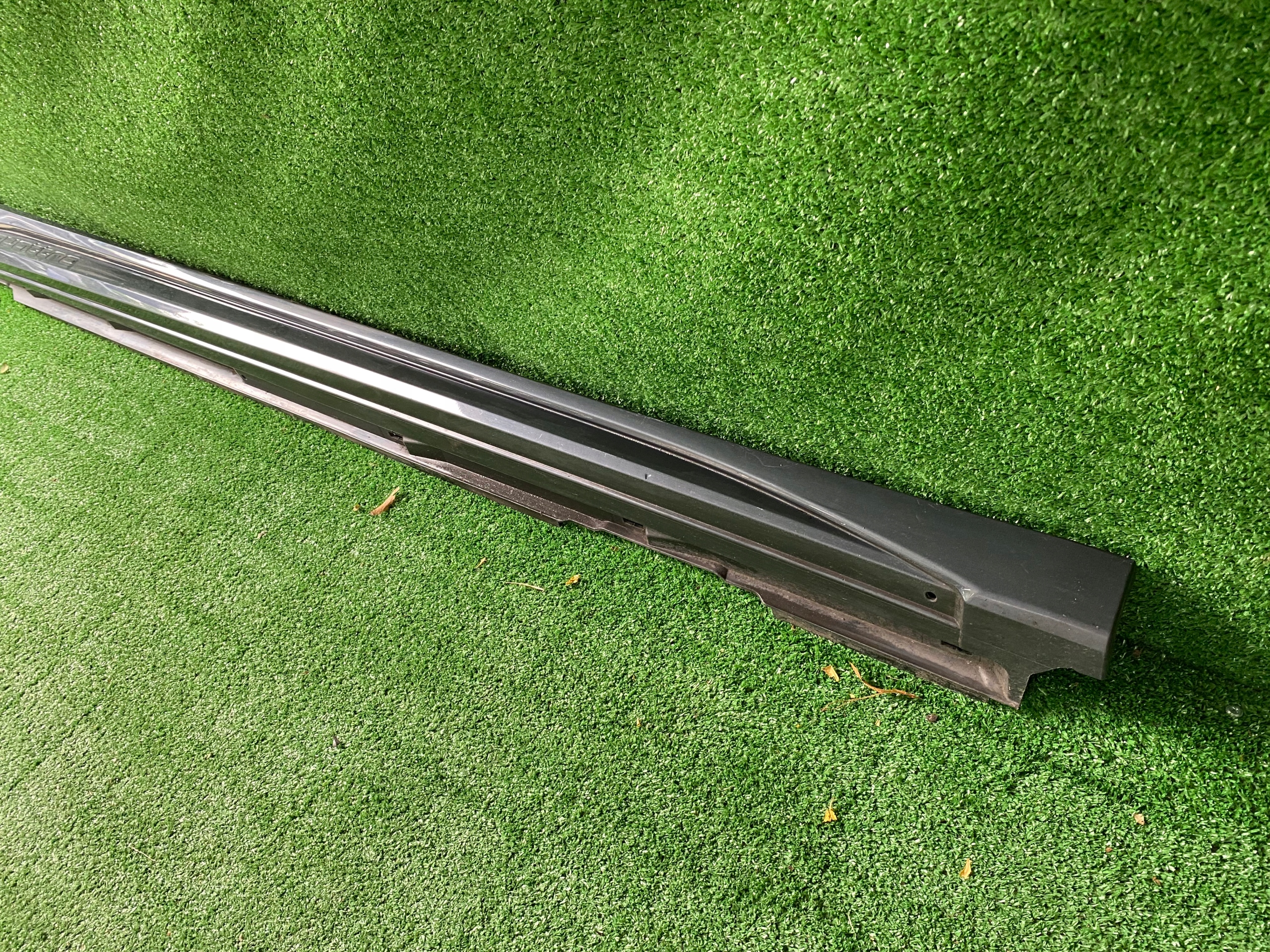 Audi A6 Allroad 4K moulding right cap of the threshold