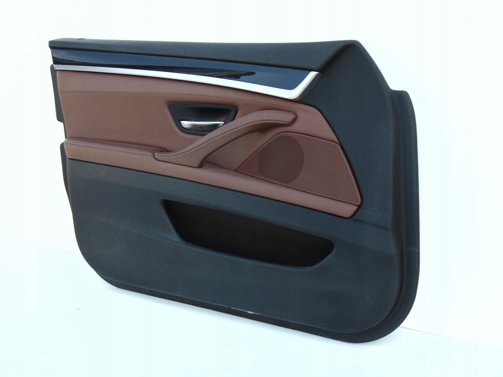 BOCZEK TAPICERKA DRZWI LEWY PRZÓD BMW F10 F11 Numer katalogowy części 12432487789