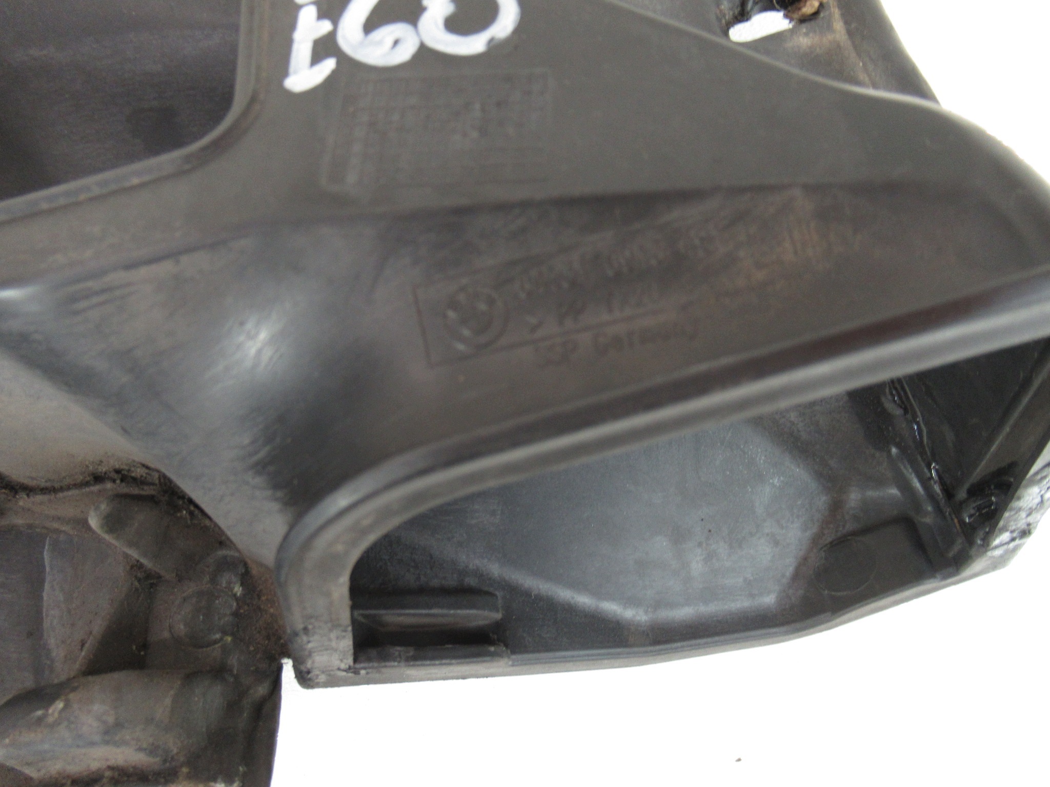 volant vzduchový přívod csatorna BMW e60 e61 e63 e64