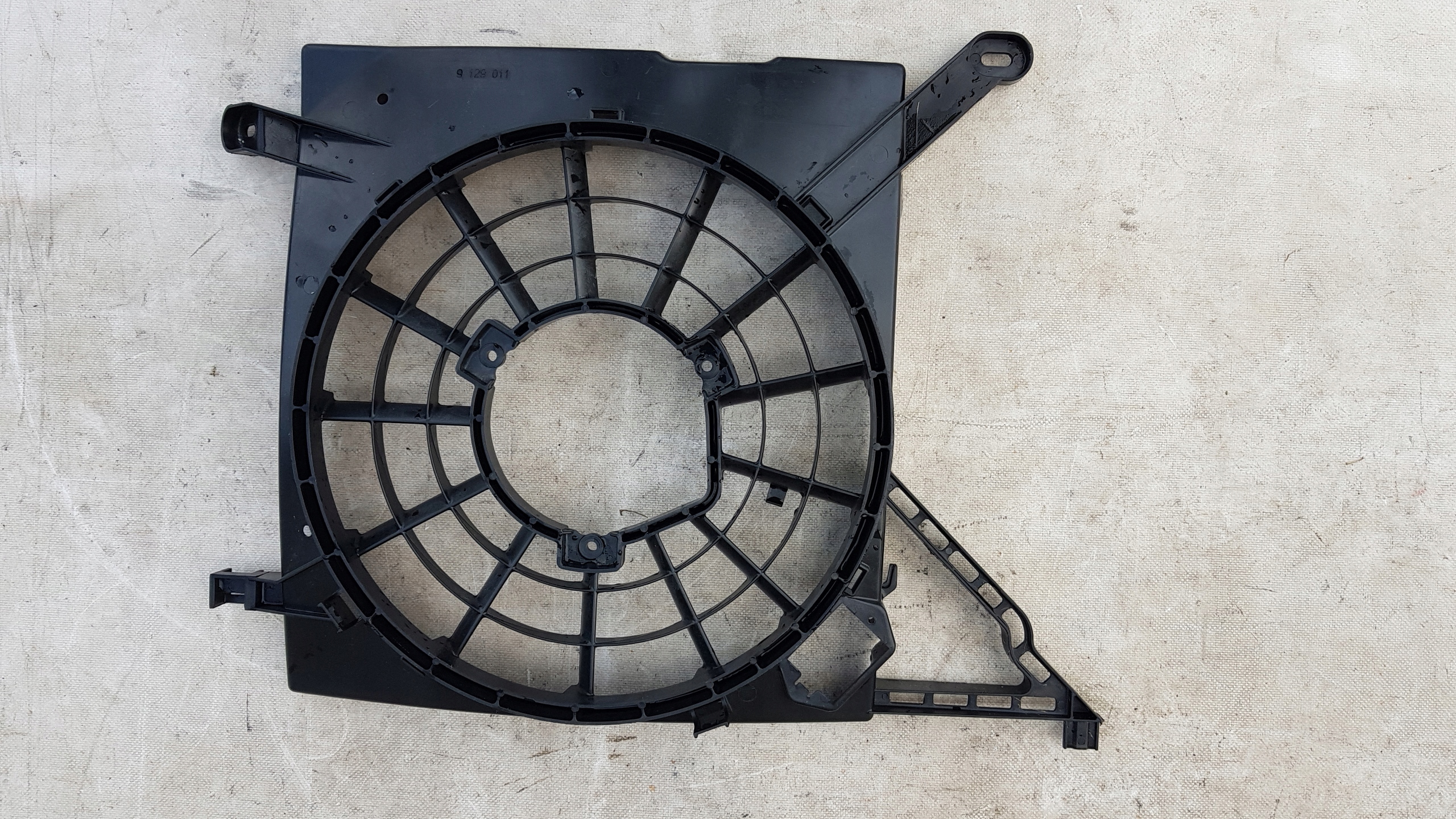 OPEL ASTRA G ZAFIRA A OBUDOWA WENTYLATORA