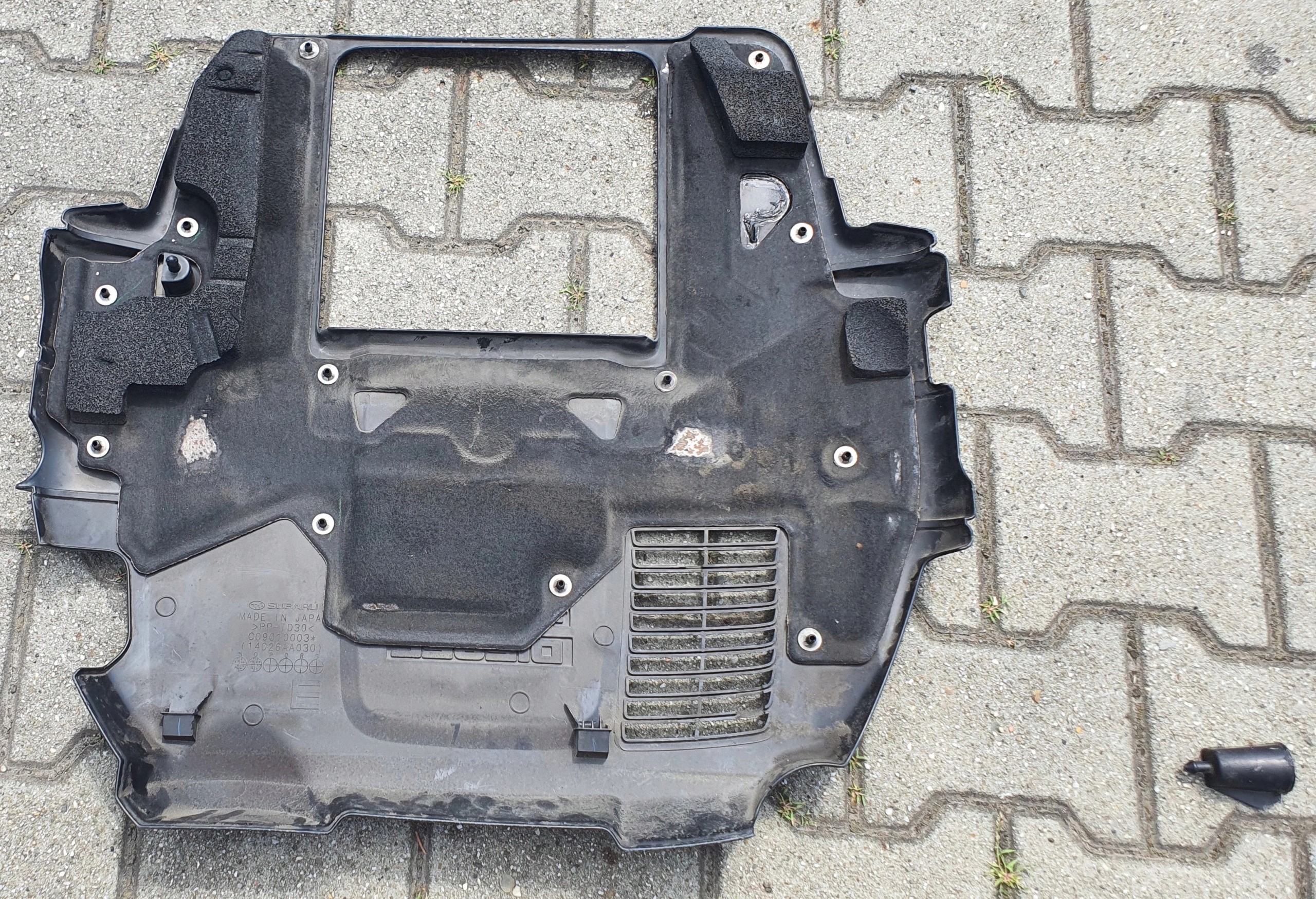 cover for engine SUBARU Outback IV Outback 4 09- 2,0D