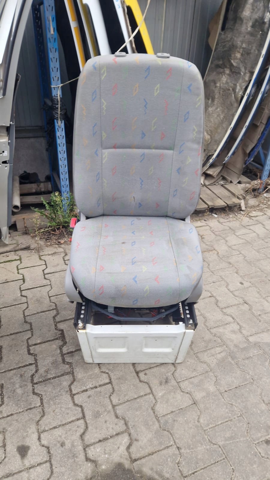 SPRINTER vw LT 95-06 кресло водители перед основа