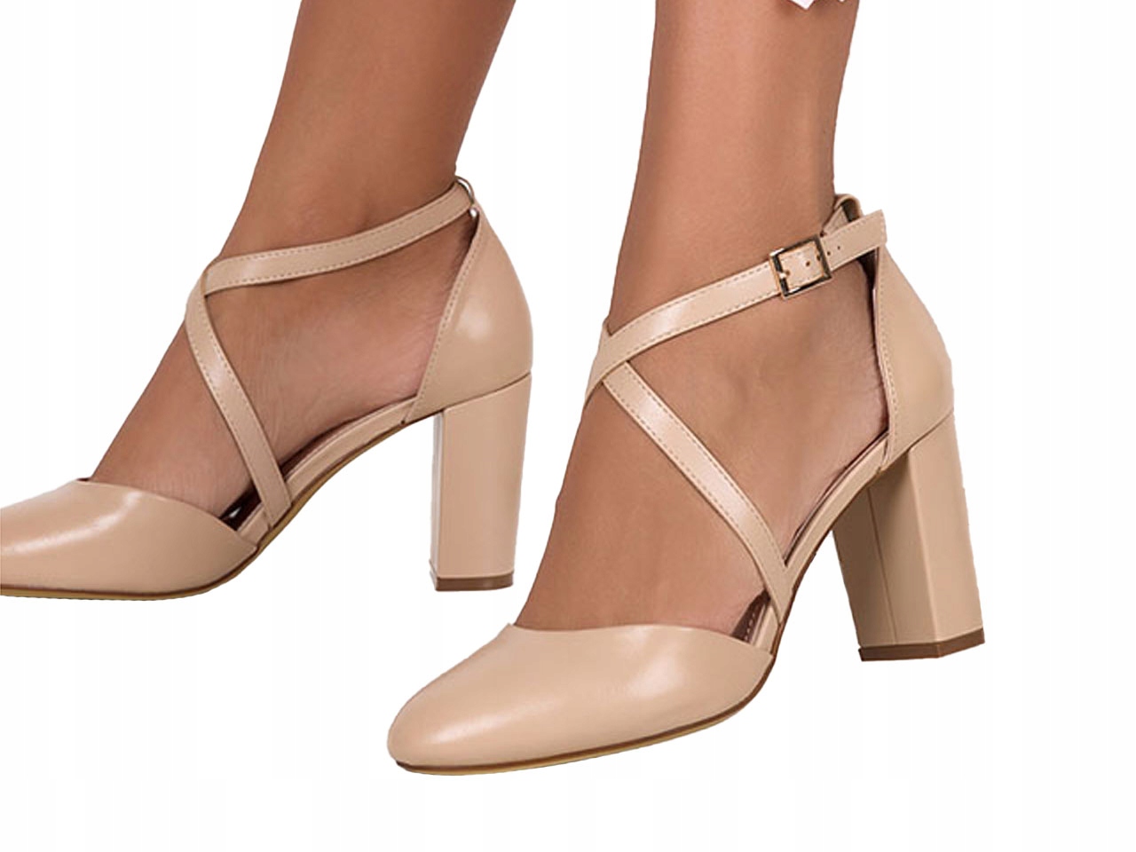 CZÓŁENKA NA STABILNYM OBCASIE SŁUPKU WKŁADKA SKÓRA