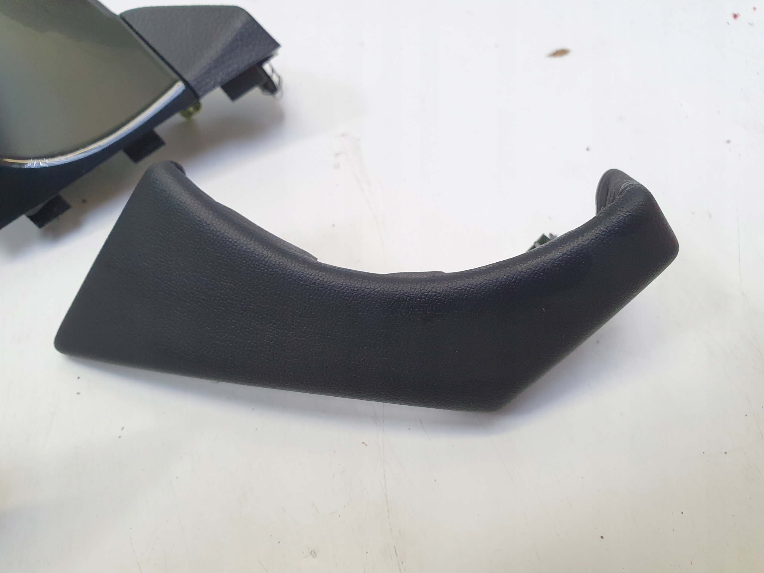 OPEL MOKKA X DEKOR DEKORY moulding PIANO leather