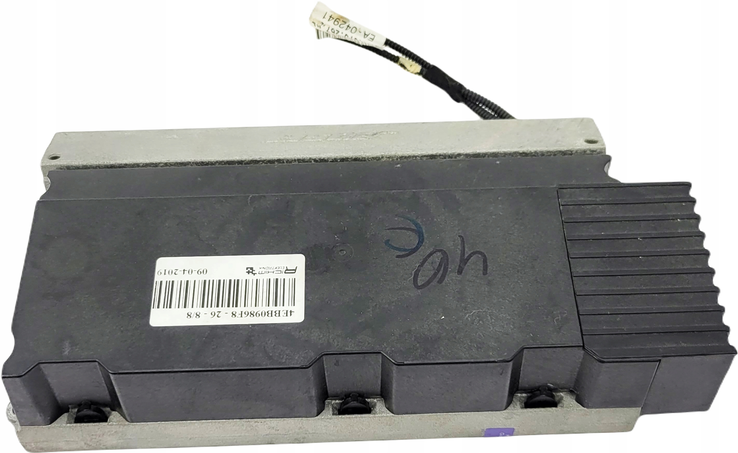 AUDI A6 C6 amplifier BOSE radio 4F0035223G damaged