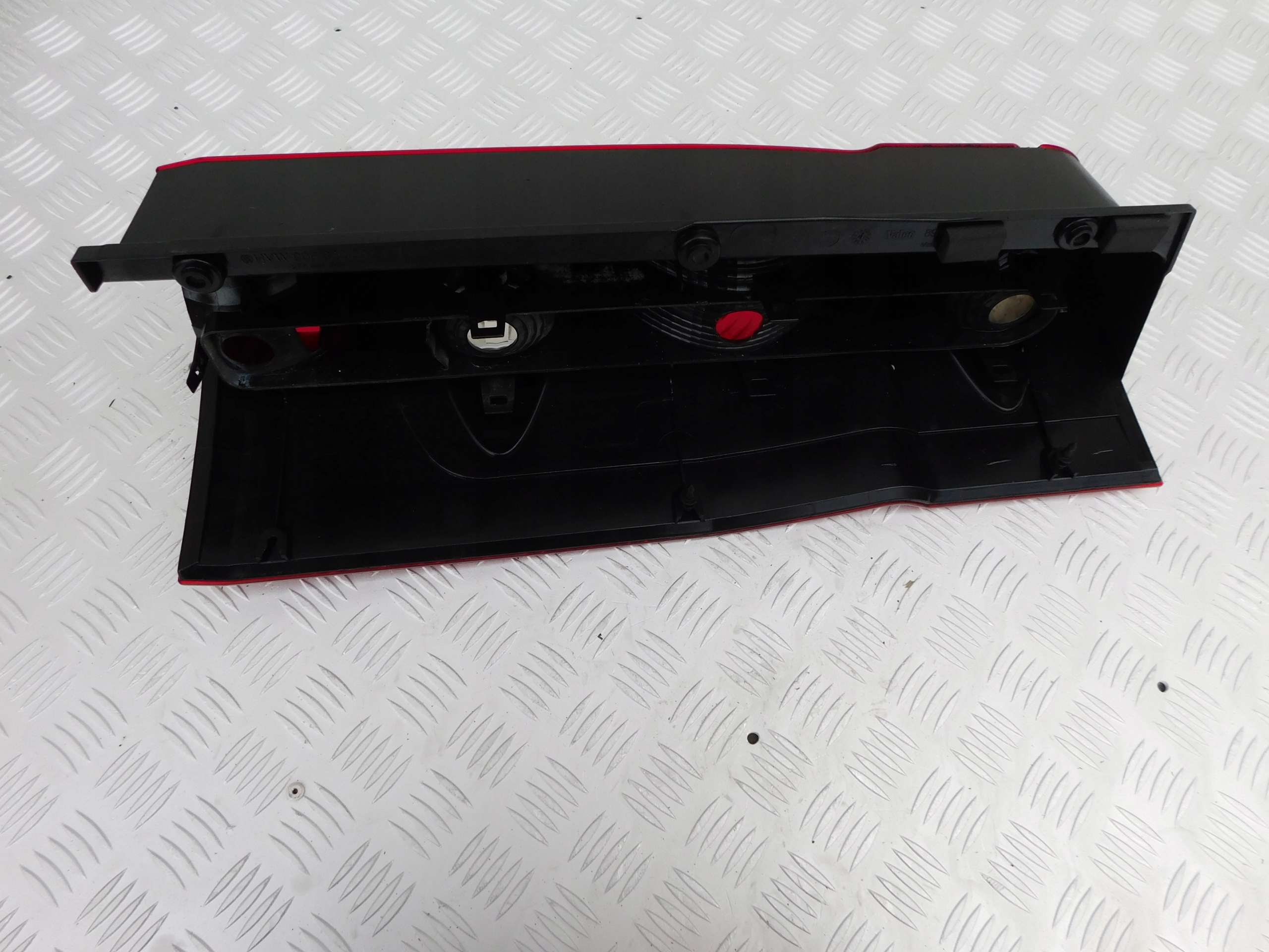 VW Crafter 06-16 light rear left rear part original OEM HVW9068200064