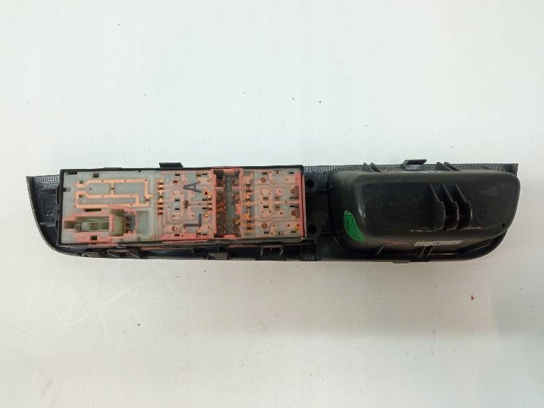 window control switch left front 80961EL11A Nissan Tiida and (2004-2012)