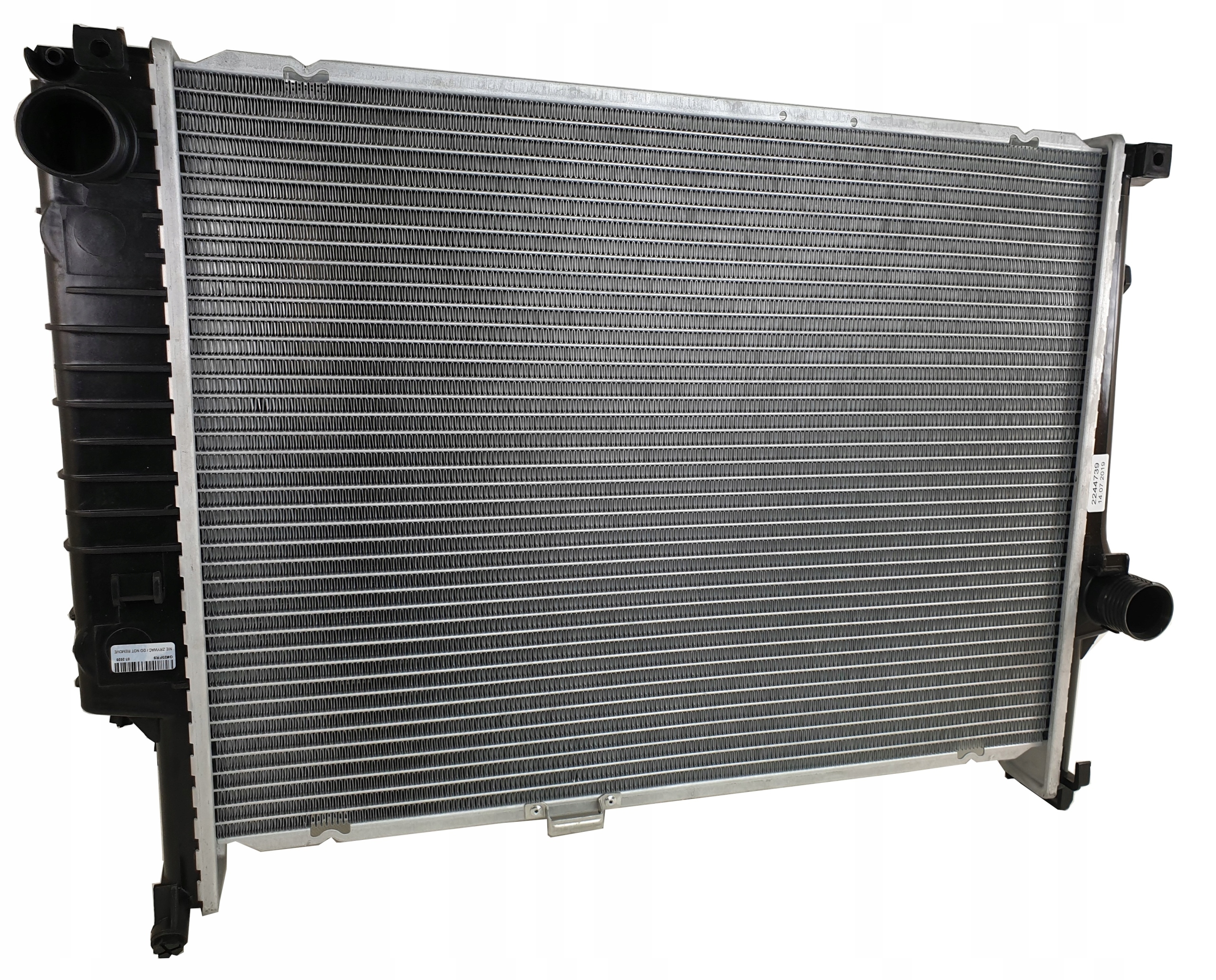 Chladič Vody Bmw 3 (E36) 2.5 Tds 1990-1998 2244739 200708-9 Nový Pájený