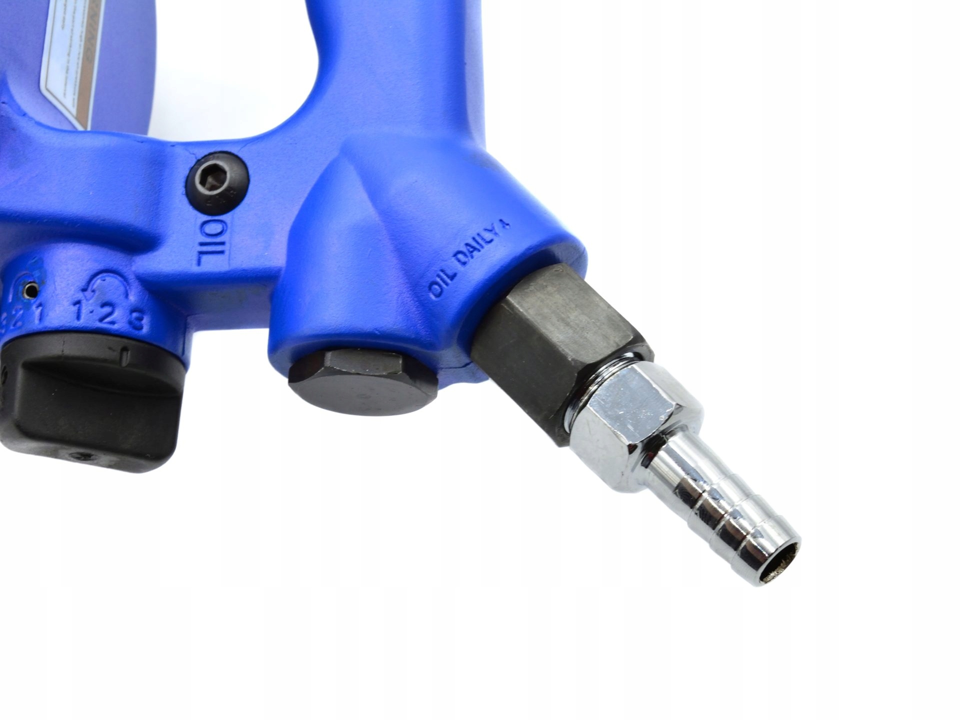 KLUCZ PNEUMATYCZNY UDAROWY 1" 4800Nm GEKO Rozmiar trzpienia 1''