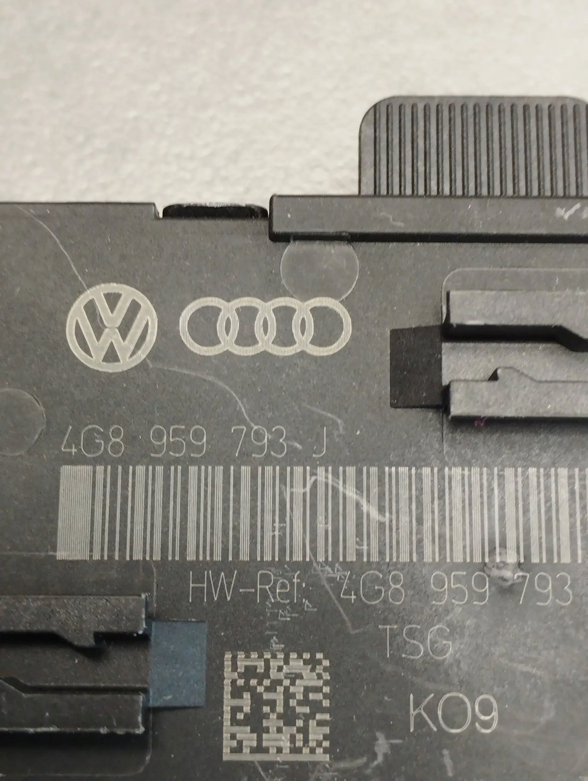 Audi A6 C7 4G module door 4G8959793J
