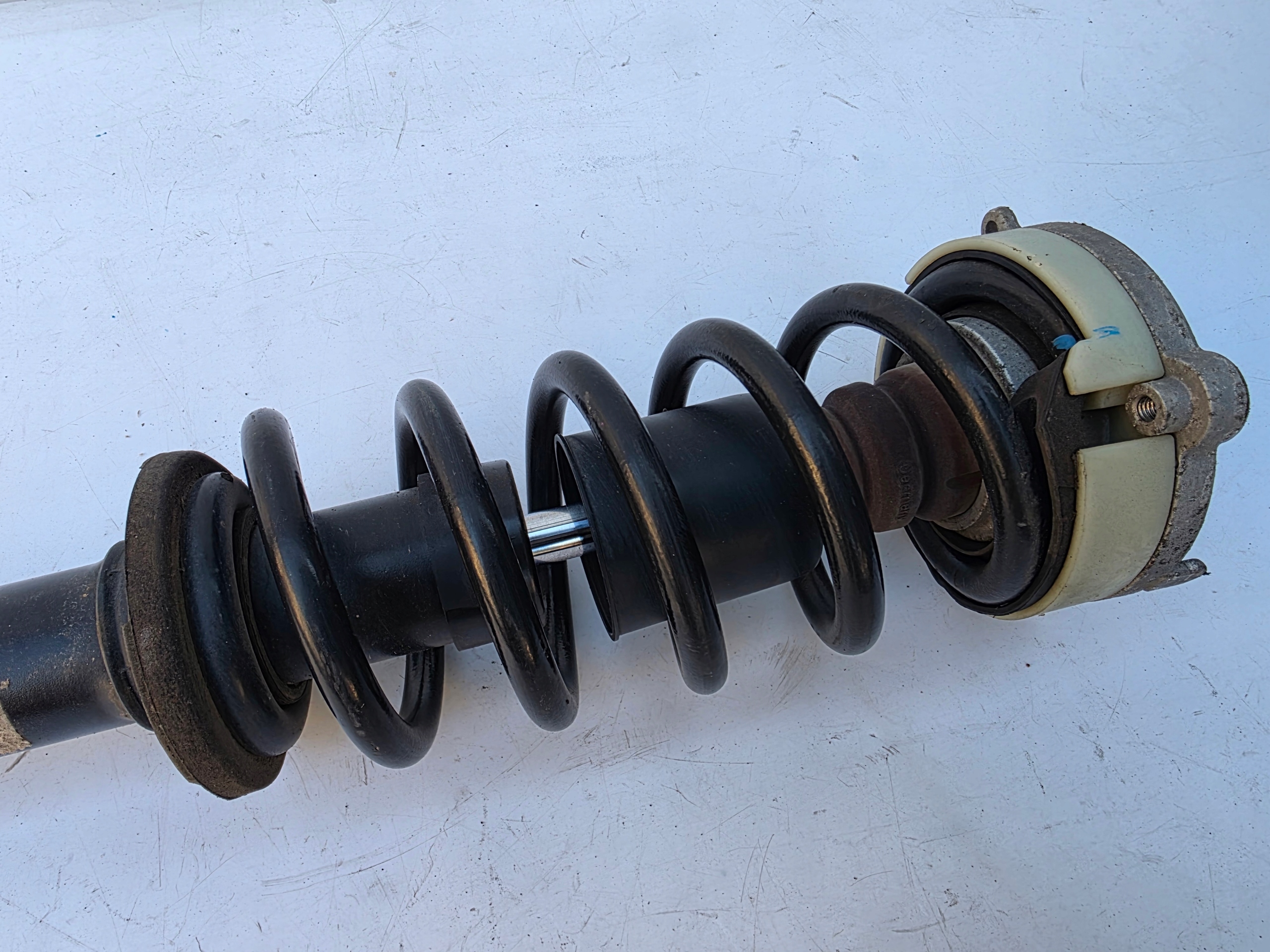 shock absorber left right front front AUDI Q5 80A II FY 2.0T 2.0TFSI