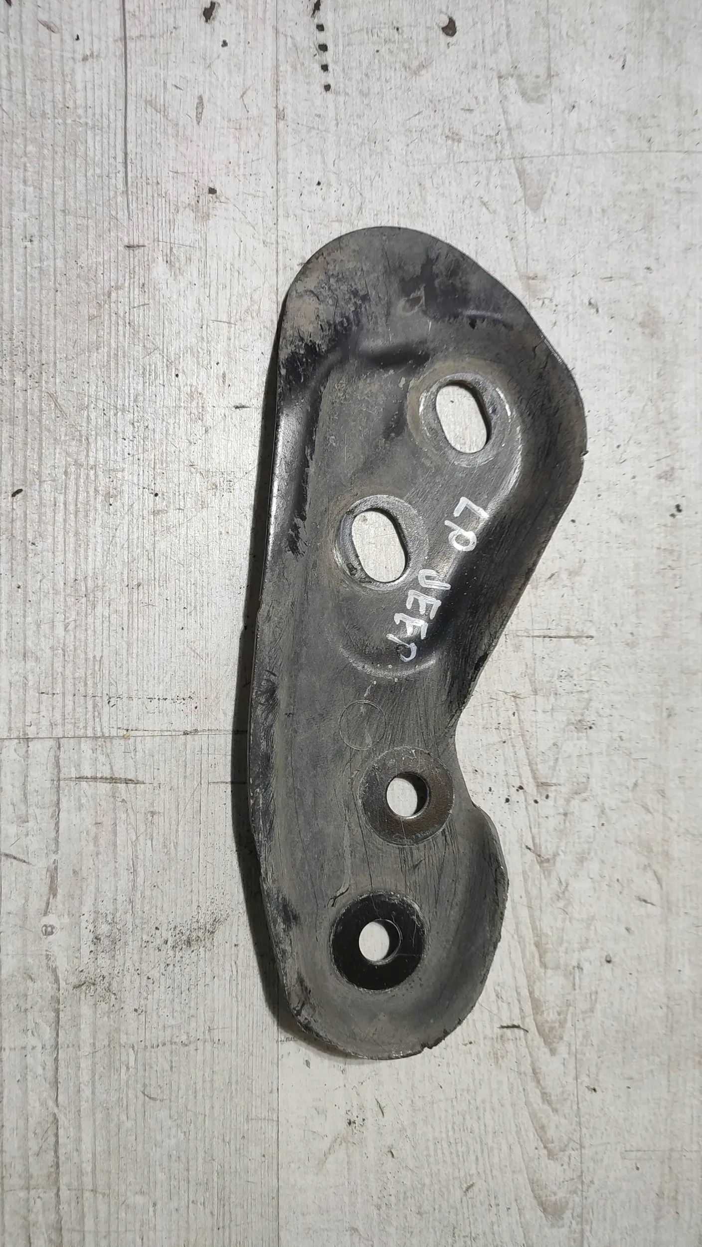 Jeep Cherokee KL 15r. 2.0d front side left arm front