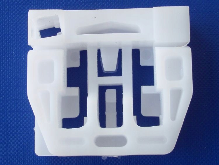 SKODA OCTAVIA I ŚLIZG PODNOŚNIKA SZYBY PRZÓD TYŁ P Producent części Inny