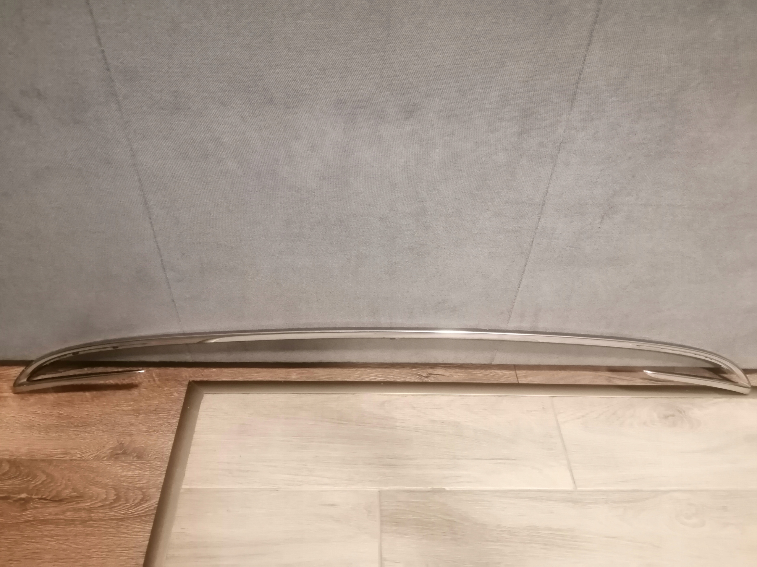 A2058851921 хром спойлера Mercedes виставляє FV