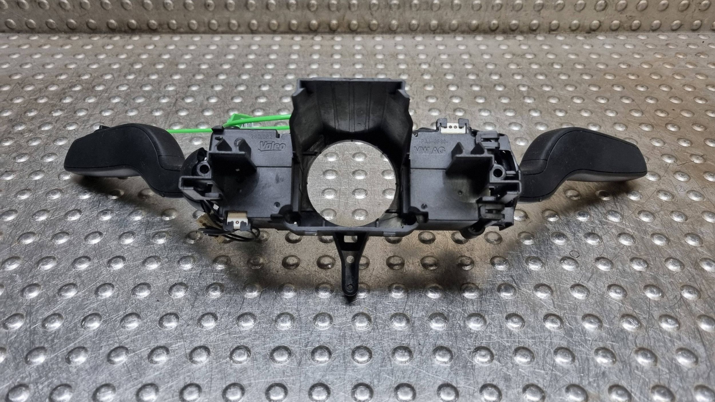 commodo commande levier commodo sous volant 8X0953501B 8X0953502 AUDI A1 8X