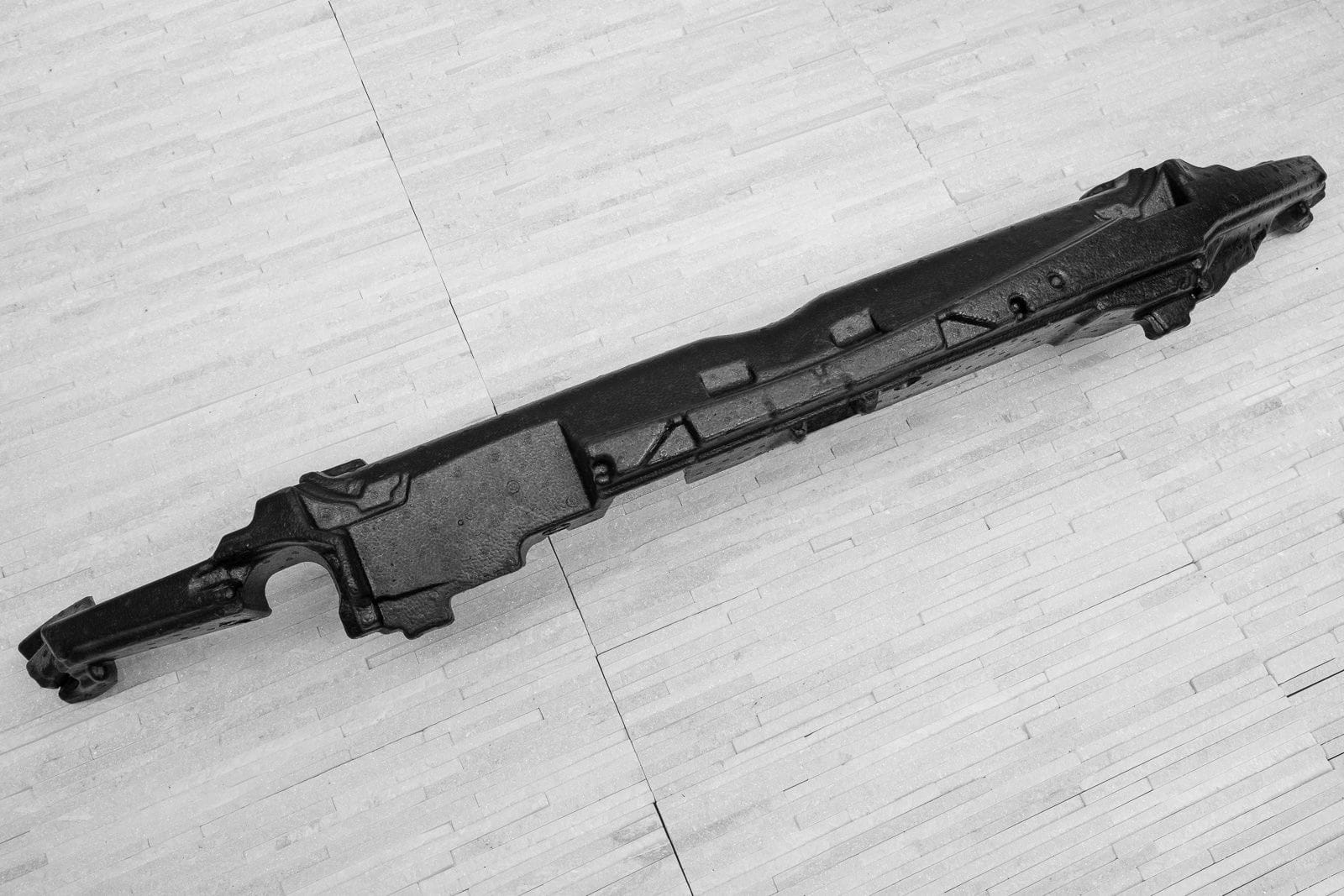 MERCEDES CLA C117 13-19 ABSORBER ZDERZAKA PRZÓD Producent części Inny