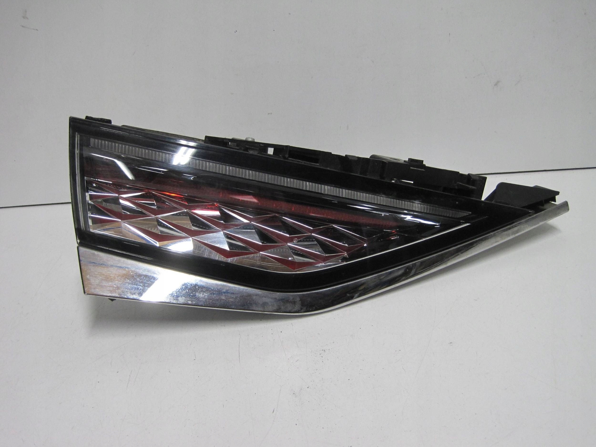light rear rear part left CITROEN DS9 9824202780