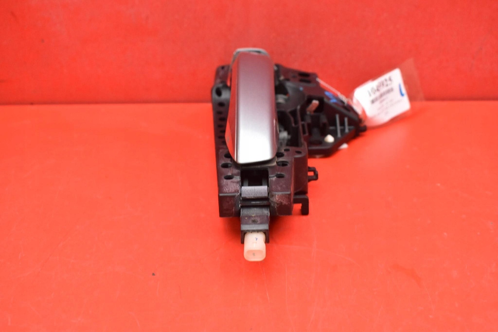 handle left rear part rear LYZG 4H0837885 AUDI A8 D4 10-14