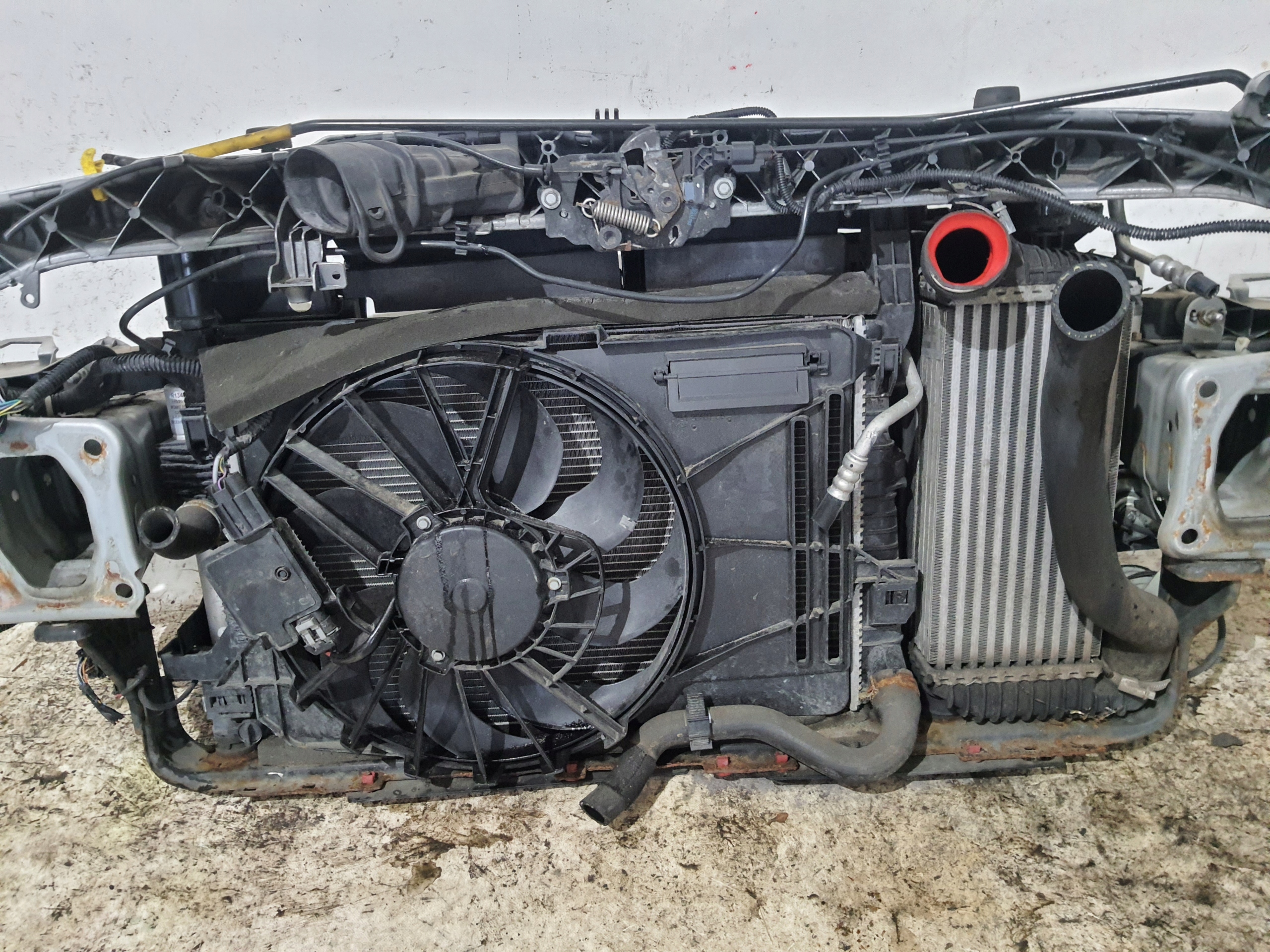 FORD FOCUS MK3 11-14 support panel for radiators 1.6 TDCI