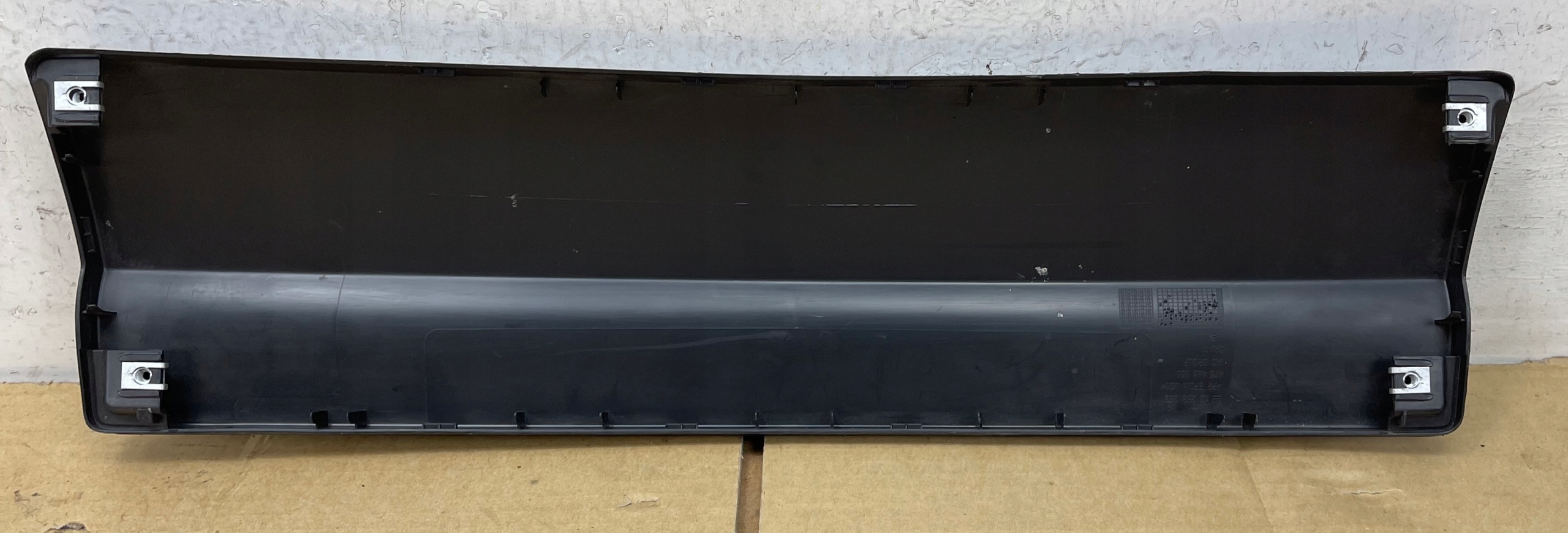 Couverture Couvre Sous Porte coffre hayon OPEL CORSA D 13268263