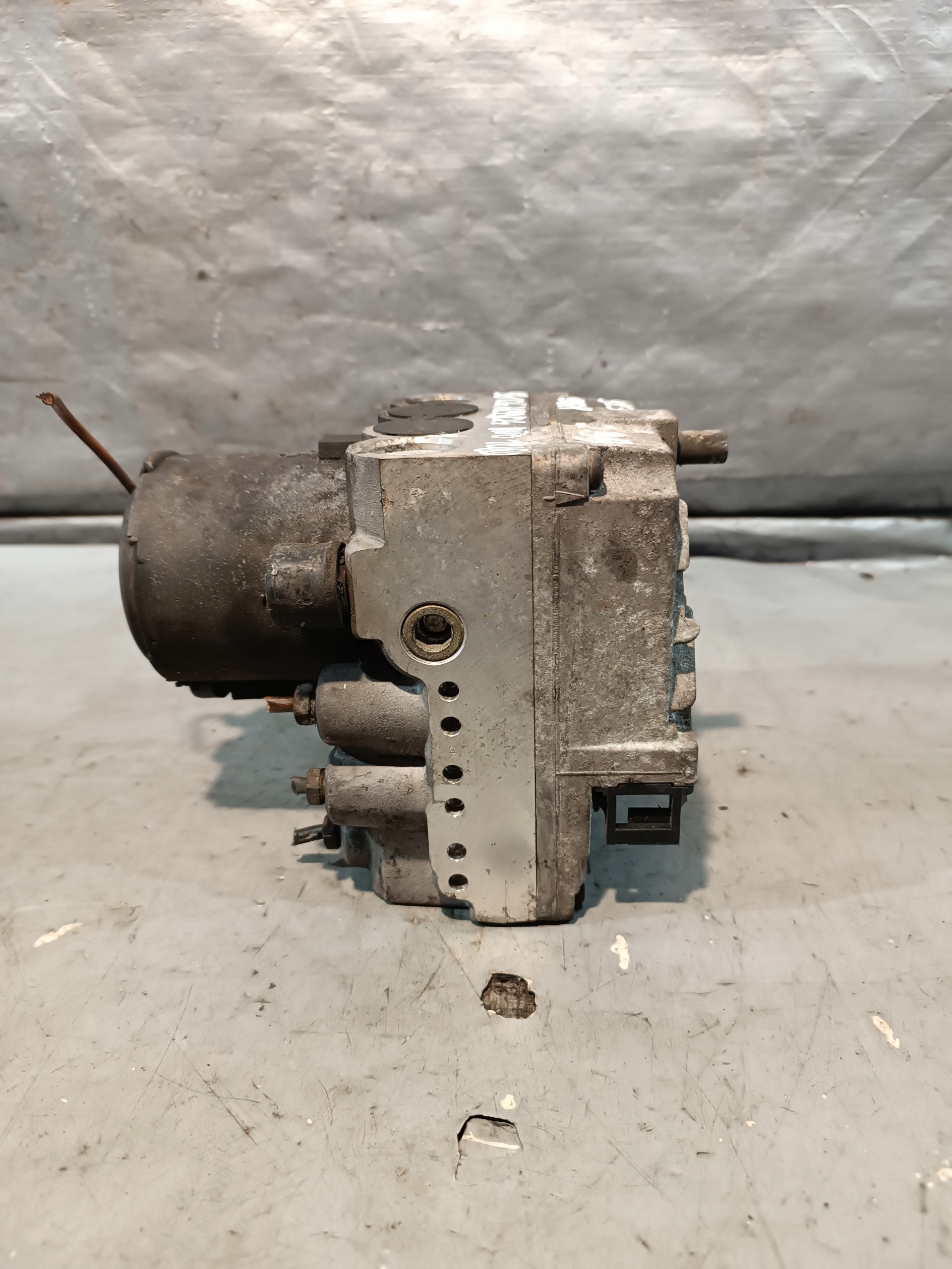 pump ABS brake MERCEDES VITO 108D 1998r