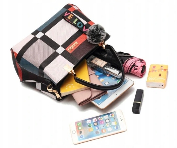 TOREBKA MODNA STYLOWA Z BRELOKIEM ELEGANCKA PASEK Model RE-280