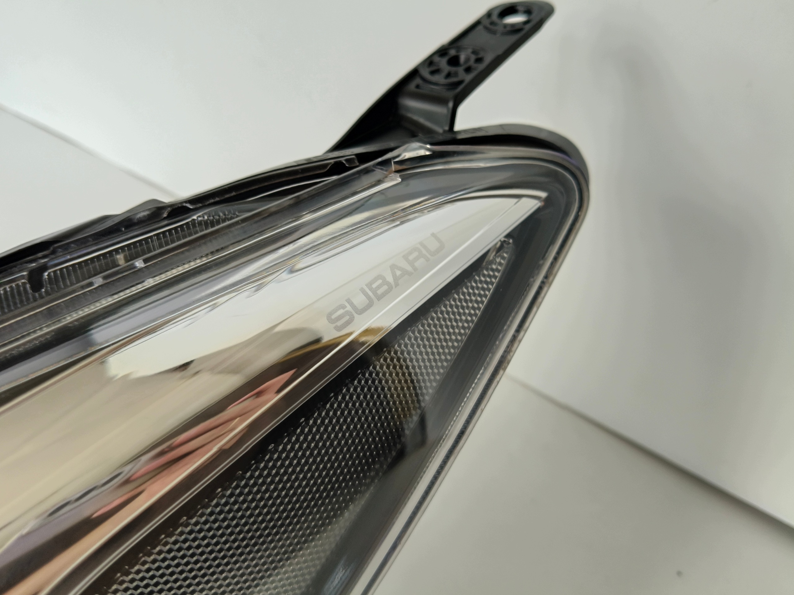 light left REFLEKTOR SUBARU XV II 20- LIFT FULL LED