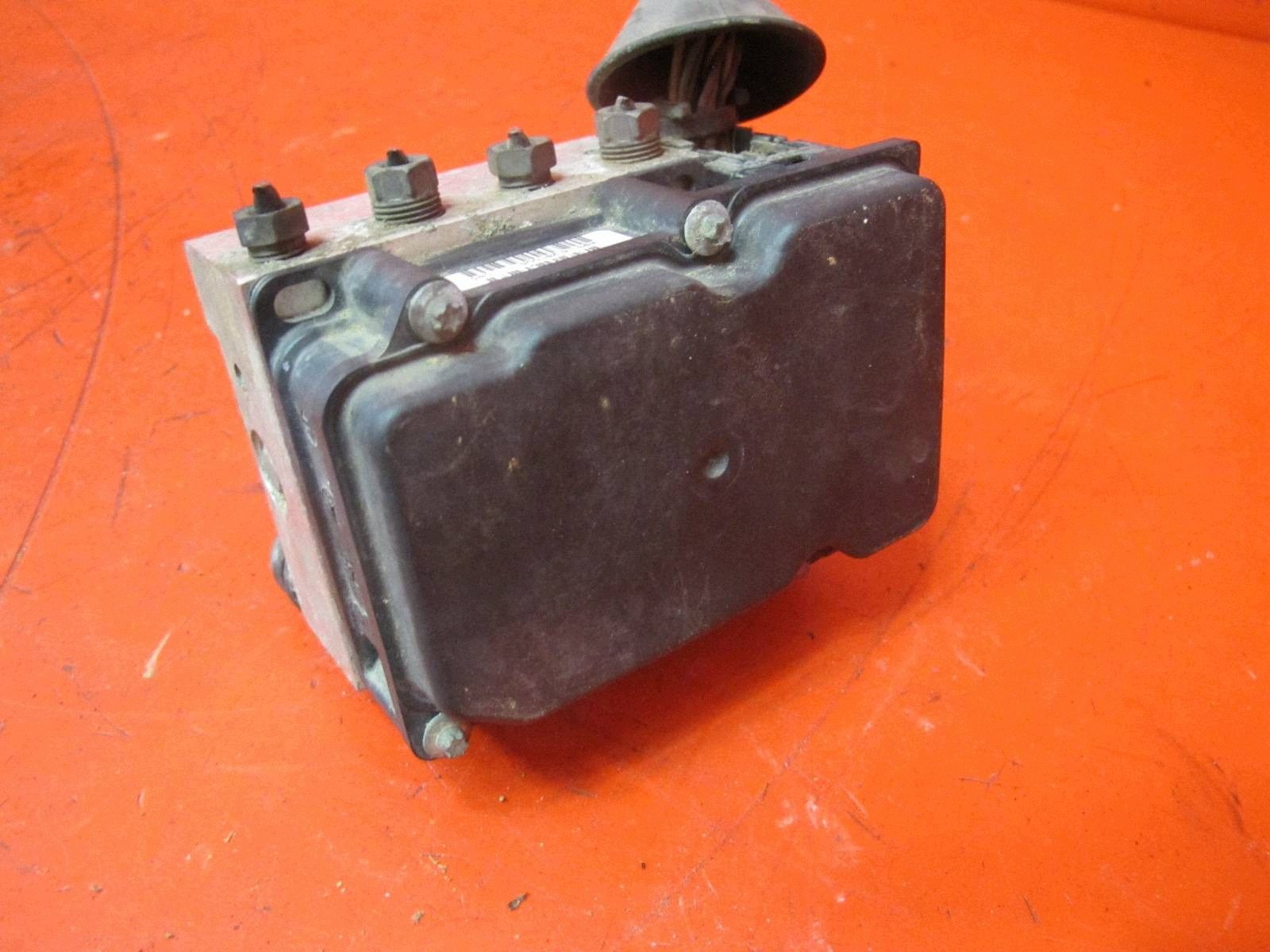 RENAULT CLIO III MODUS servo frein unité de commande électronique uce ABS 8200559749 0265800559