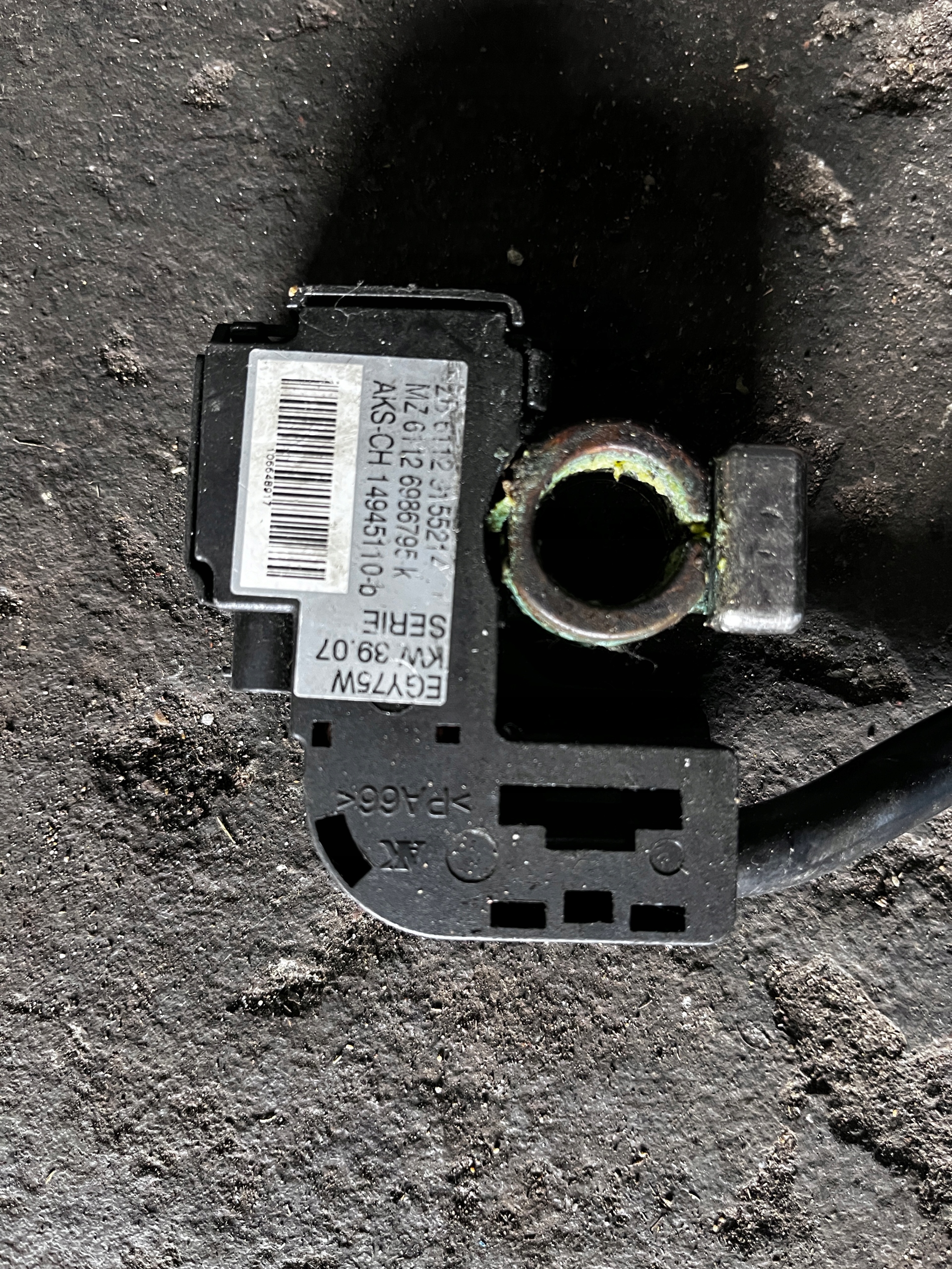 47 BMW X5 X6 E70 E71 KLEMA MINUSOWA IBS 9155214 Typ samochodu Samochody osobowe