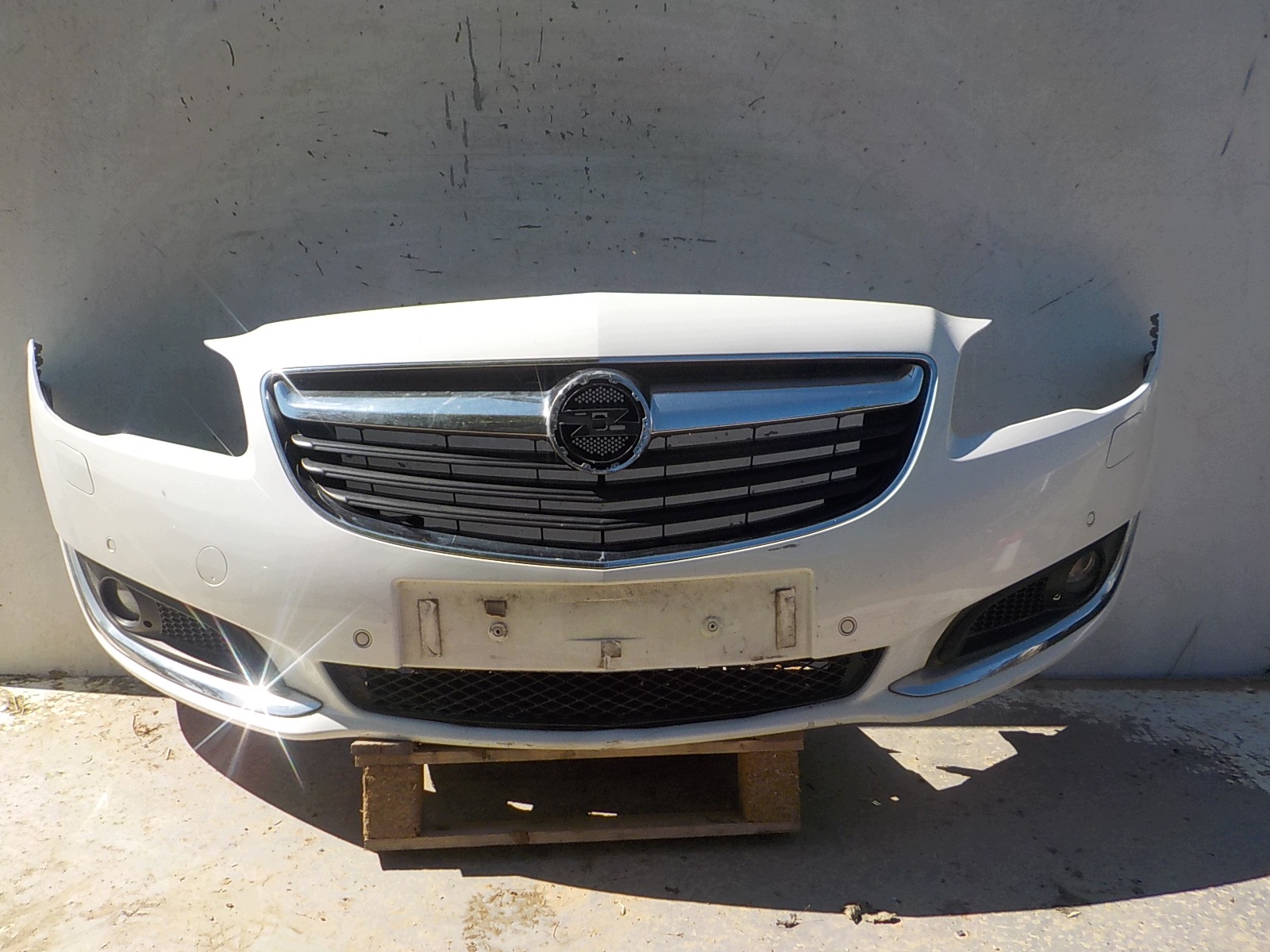 609 OPEL INSIGNIA A LIFT PDC XSENON bumper front front