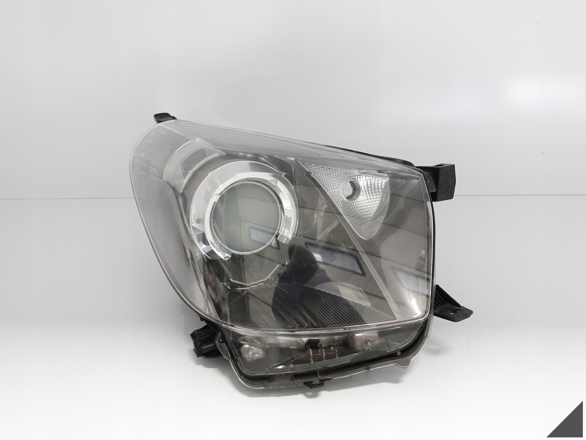 ASTON MARTIN CYGNET 11-13 ZWYKLA light right EU