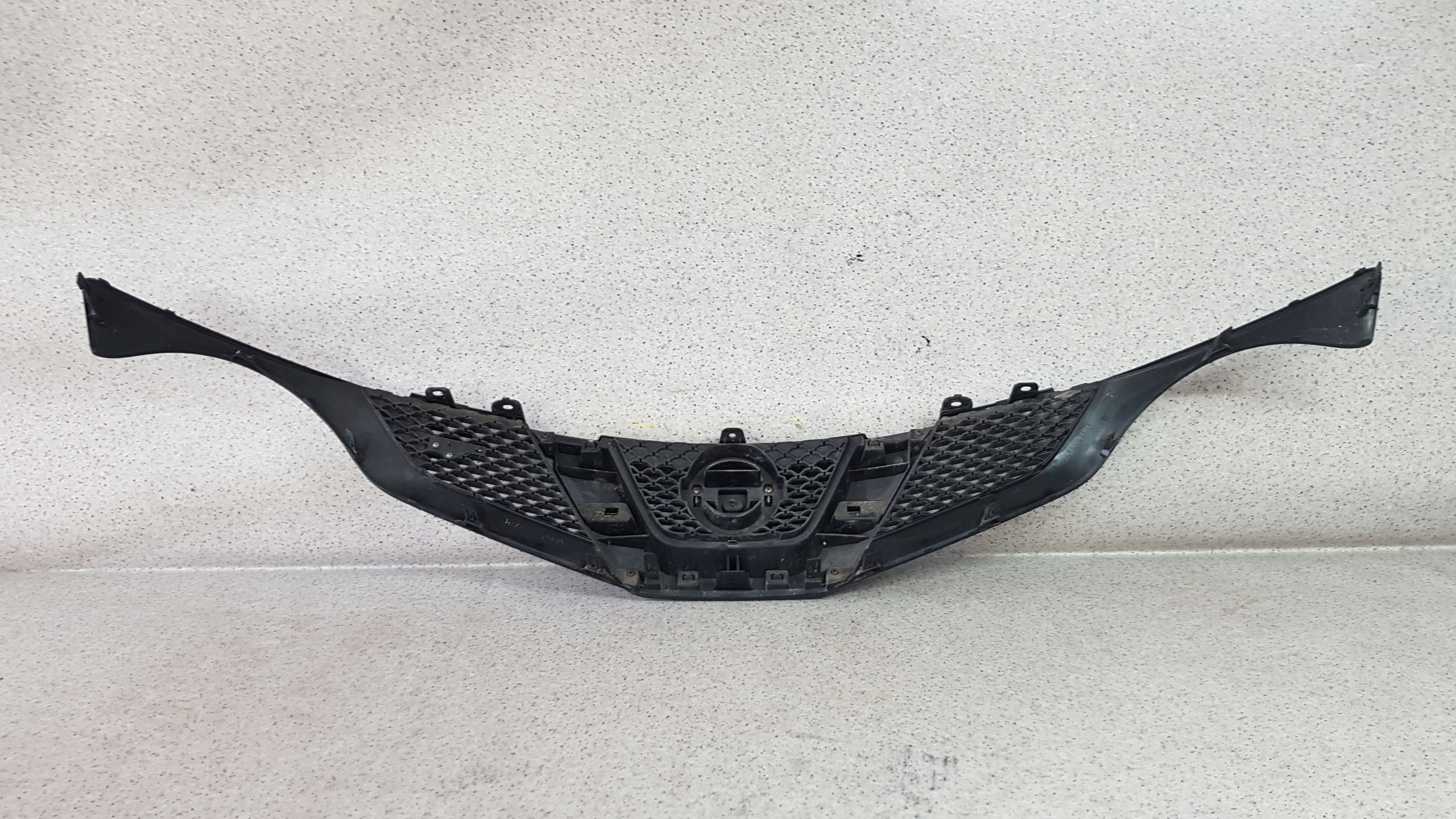 NISSAN JUKE NISMO Grill Grill 2919