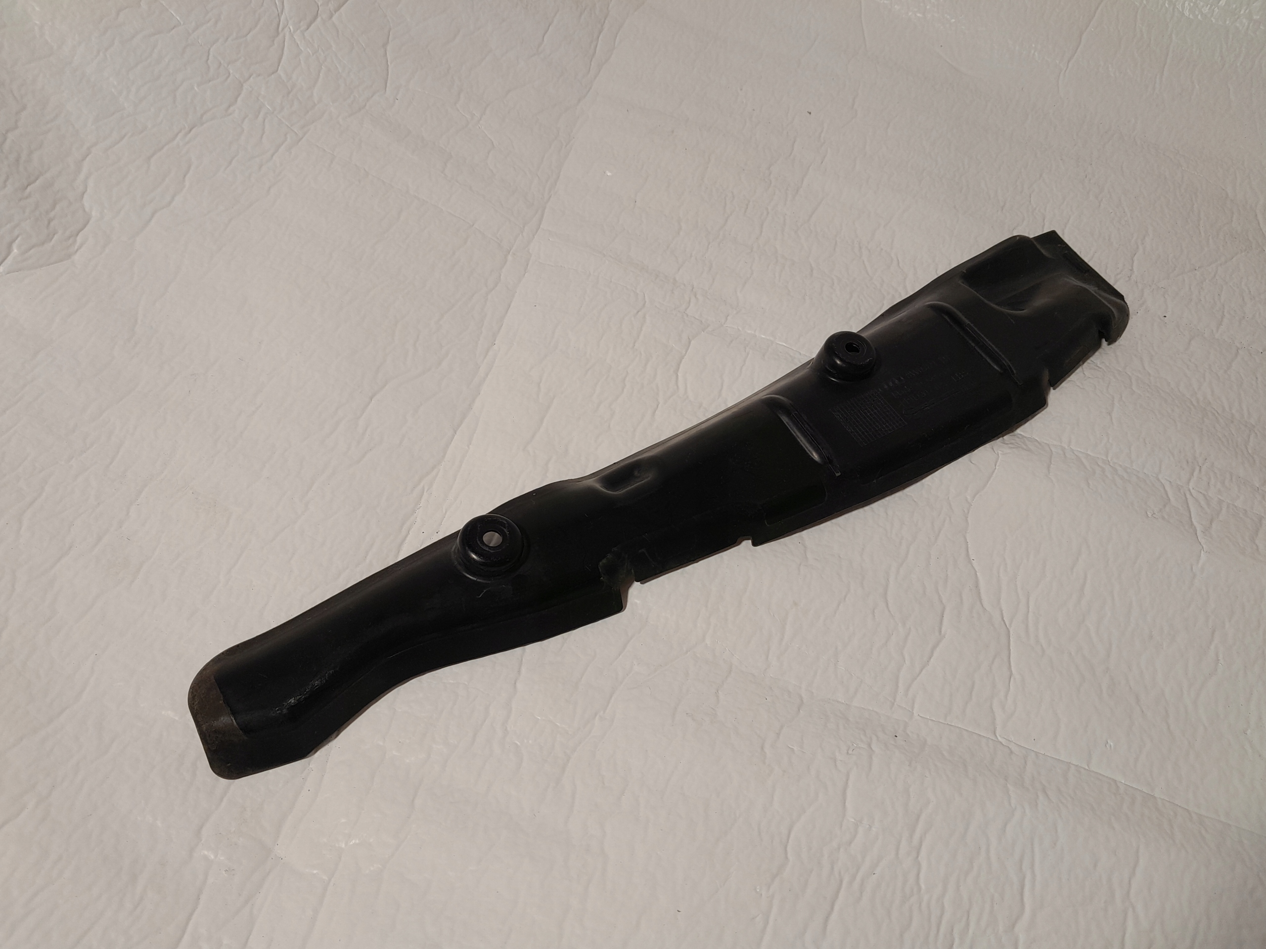 AUDI A4 B9 Insonorisation Aile Gauche 8W0821111