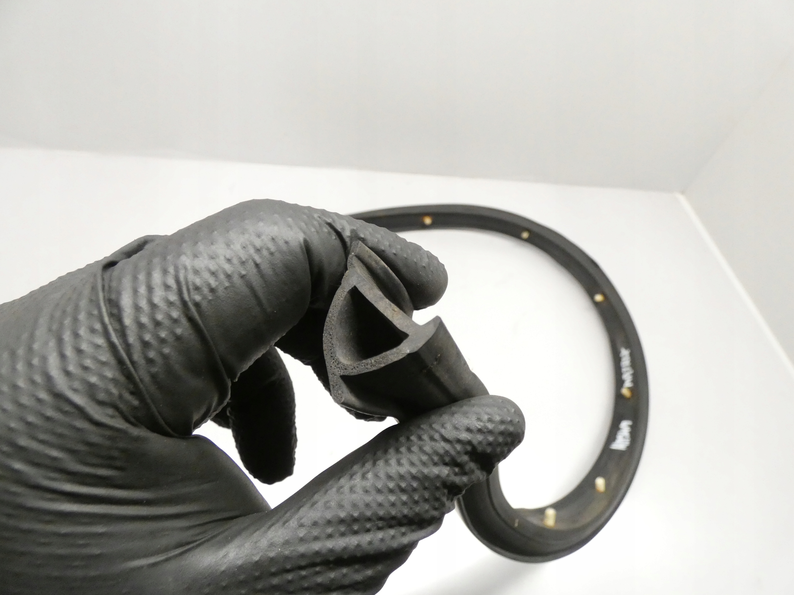 Joint du capot HYUNDAI MATRIX 01-10