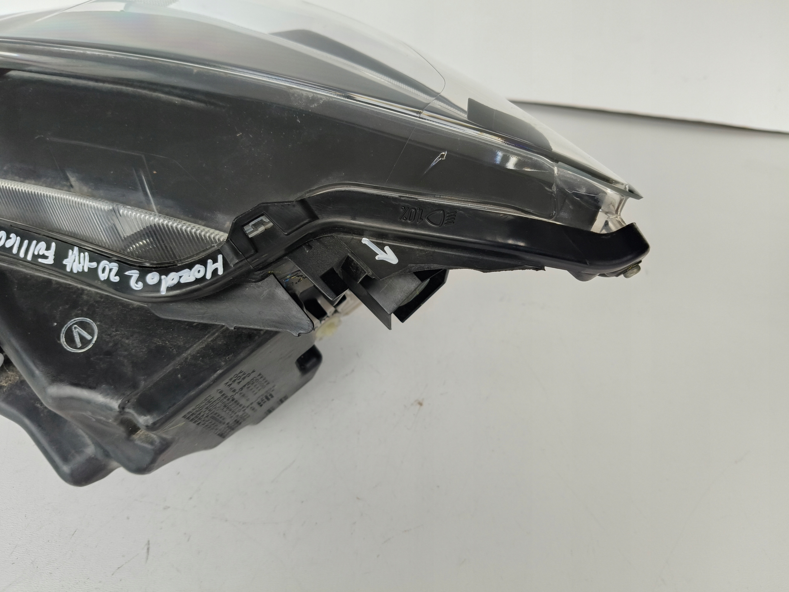 light right REFLEKTOR MAZDA 2 14- FULL LED