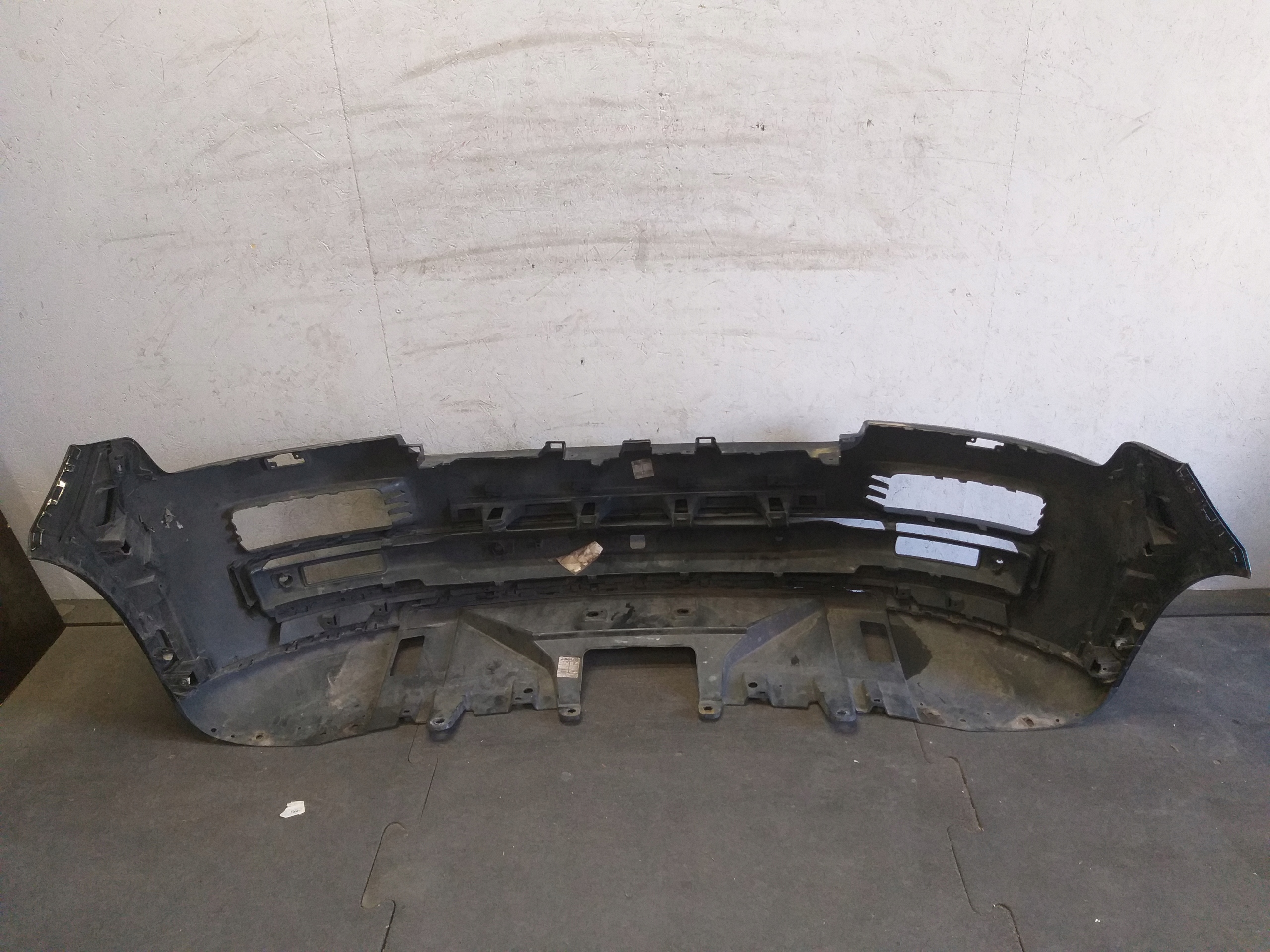 nárazník předek LAND RANGE ROVER 4 IV 12