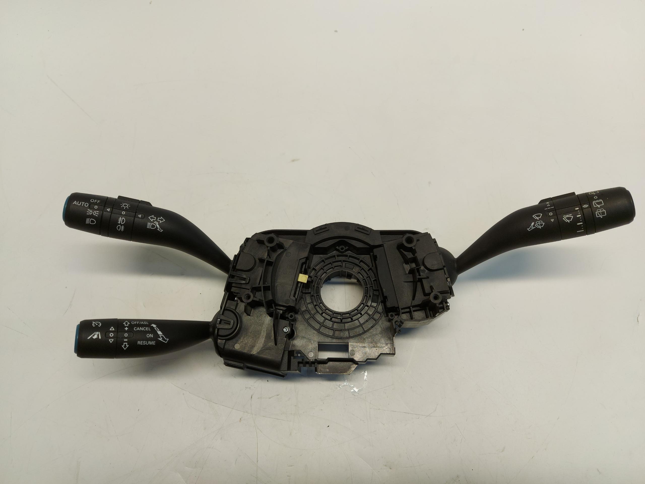 MG HS 2021, SUV 5D DEVIO LUCI TERGICRISTALLO TERGI manetka pajak 10820277
