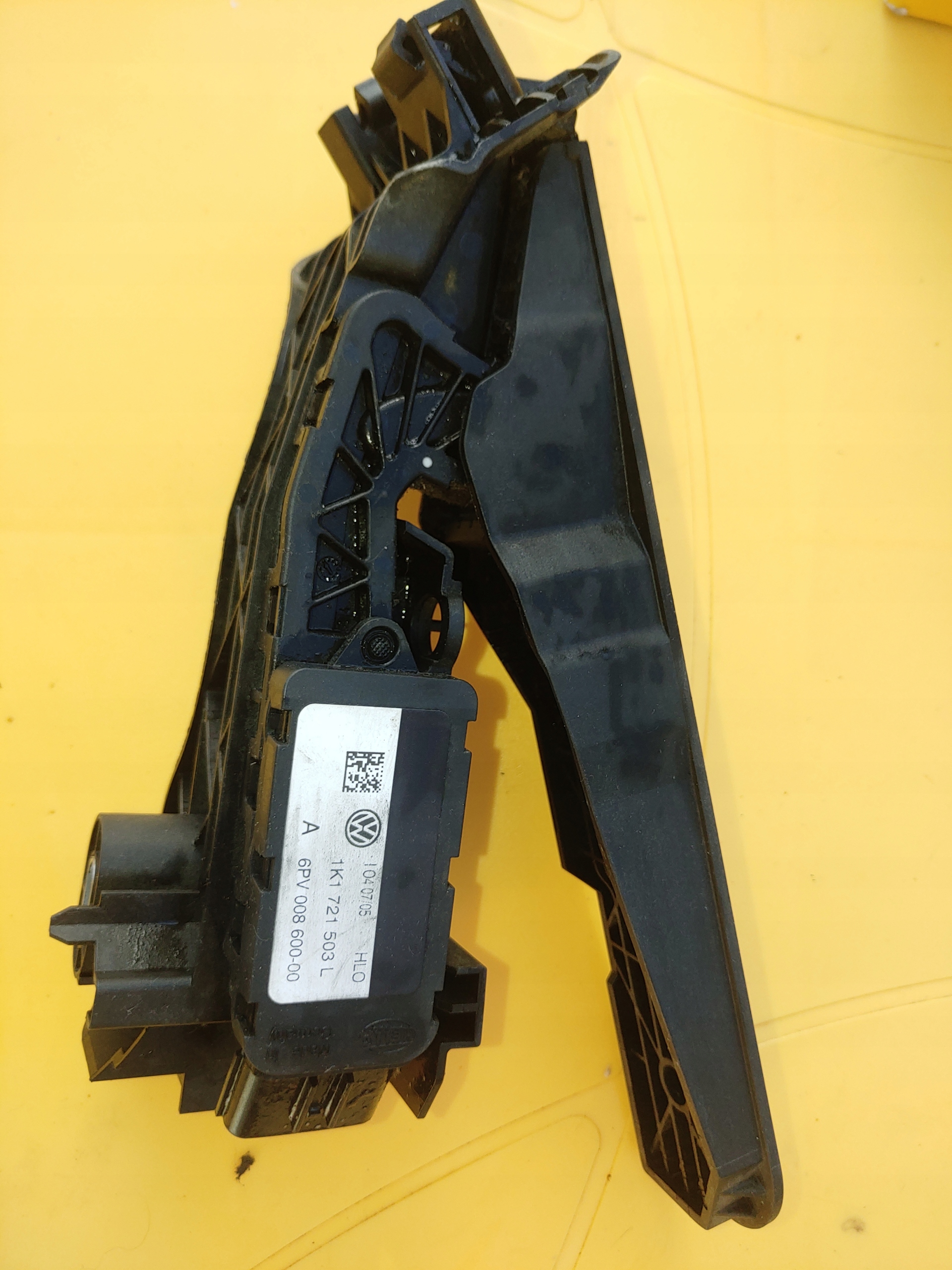 4082300315486;6pv010946-021 - Педаль газу