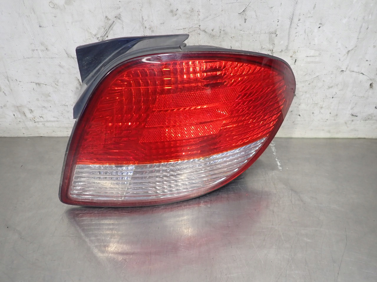 LAMPA PRAWA TYLNA HYUNDAI COUPE I LIFT 1.6