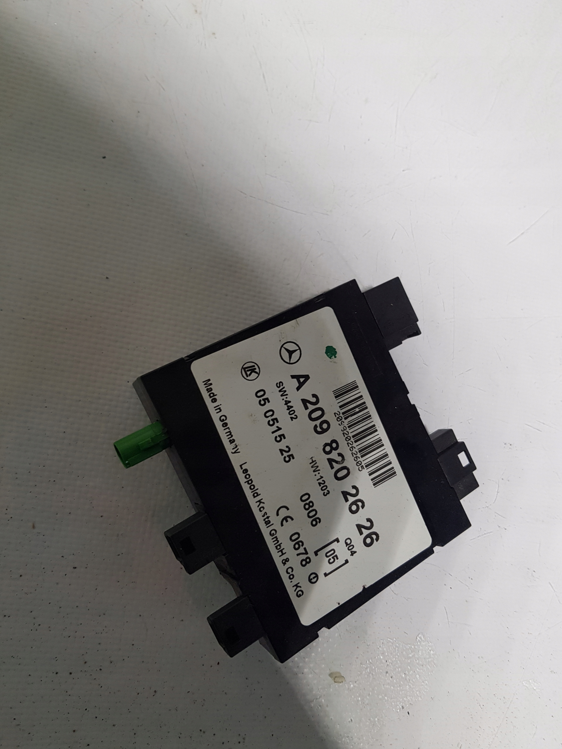 Модуль драйвера KEYLESS GO CLK A2098202626 W209