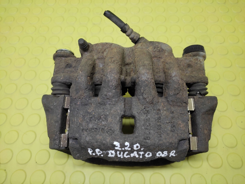 FIAT DUCATO 3 2.2 D caliper right front