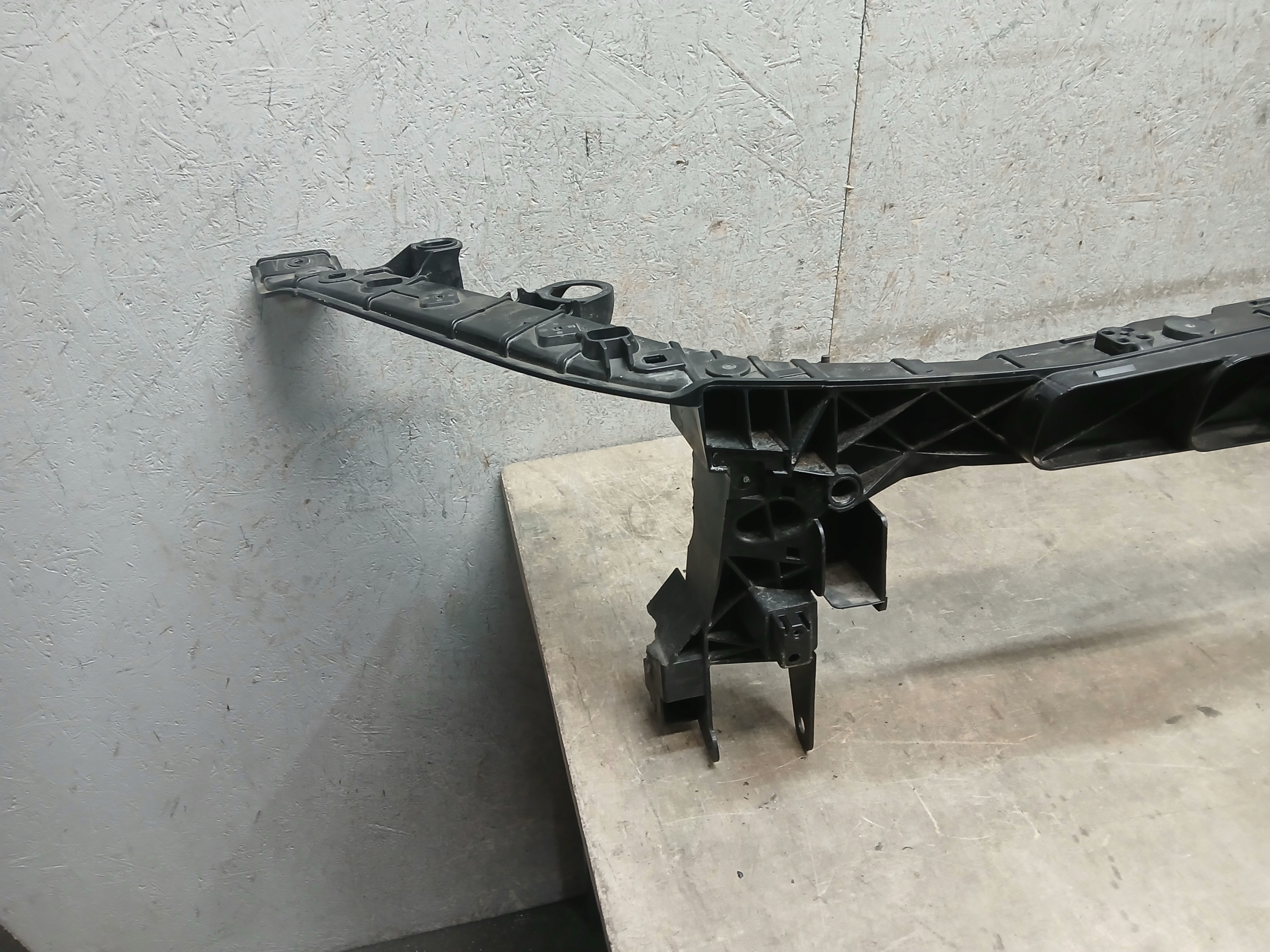 support panel for radiators MERCEDES A KLASA W177 A177 A1776221800