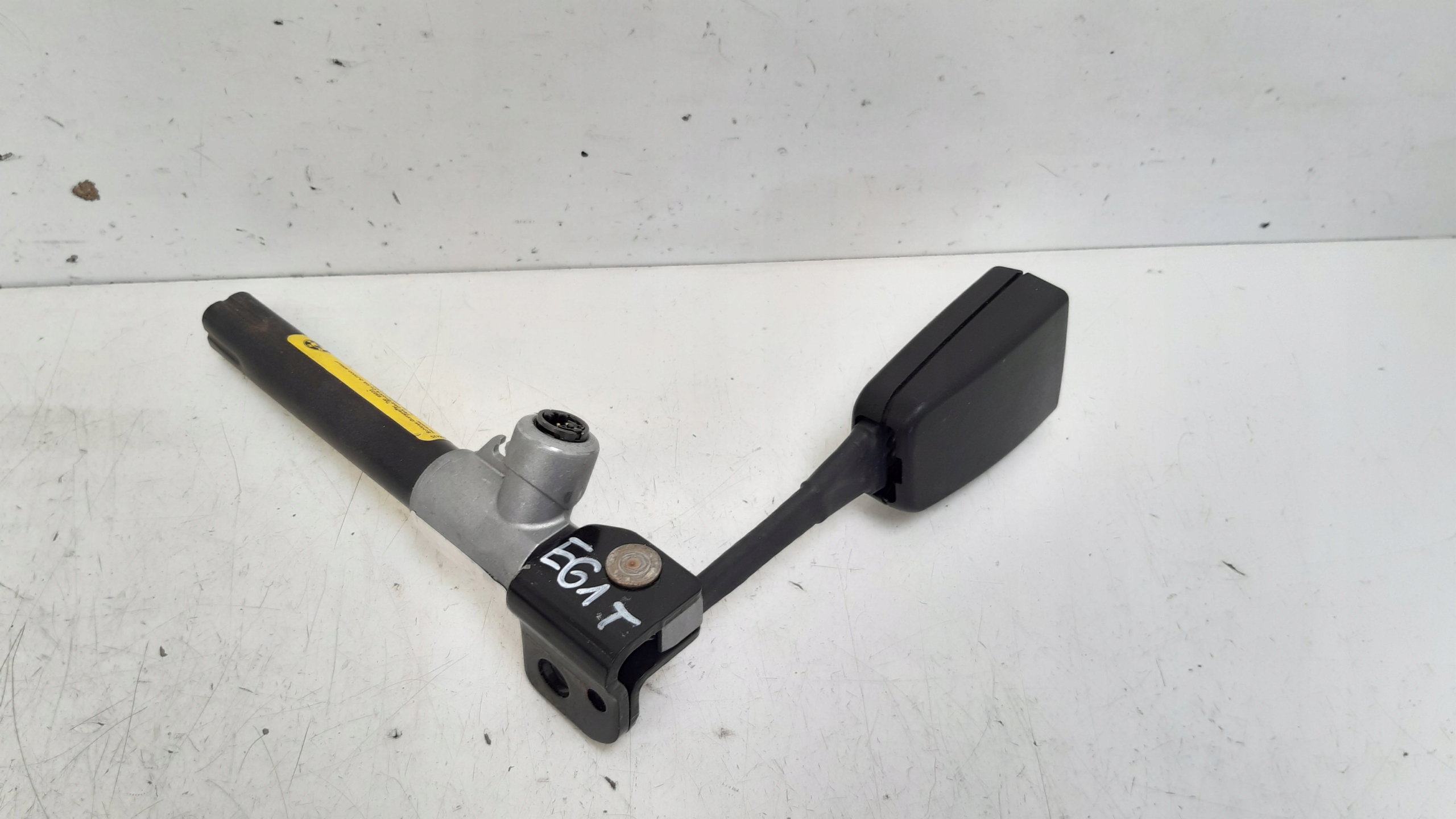 adjuster supports right rear part 7065888 BMW E61 525i
