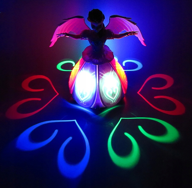 110767 POZYTYWKA LALKA TAŃCZĄCA ŚW DŹ Seria -