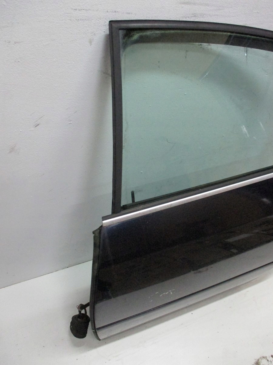 door left rear. AUDI A6 4B0 sedan