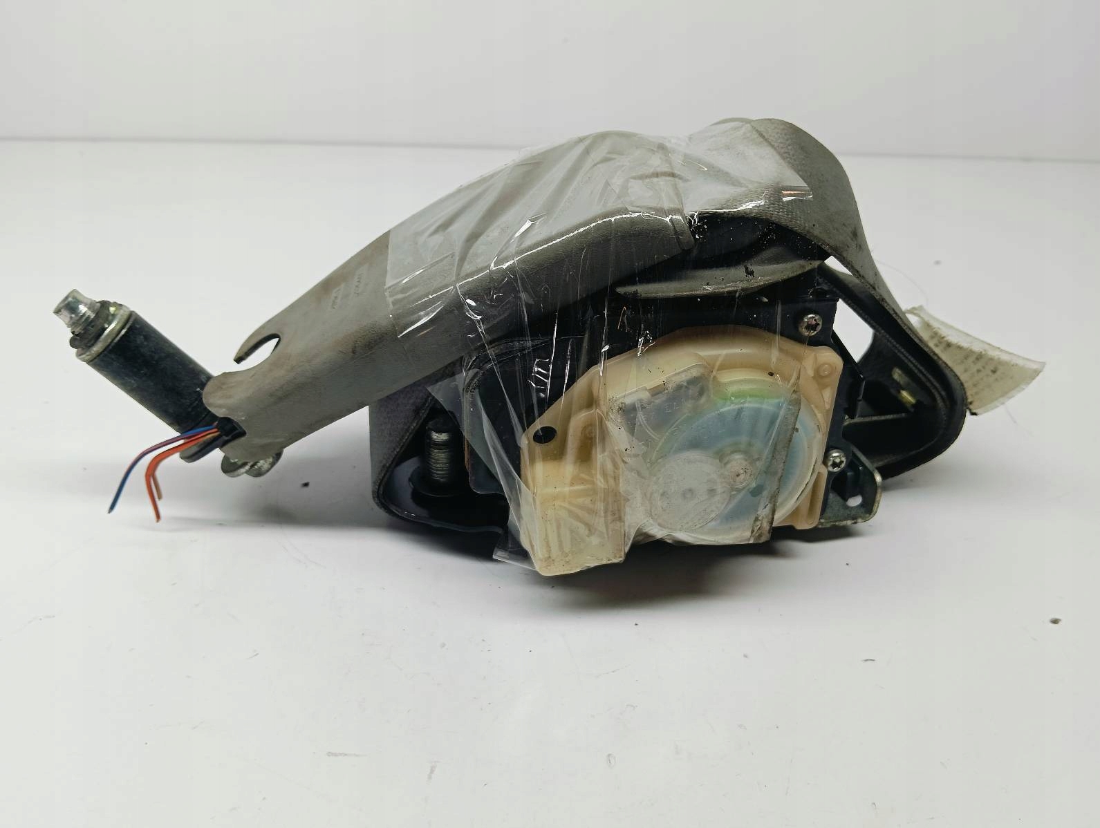 tension belt safety right front HYUNDAI SANTA FE 07r