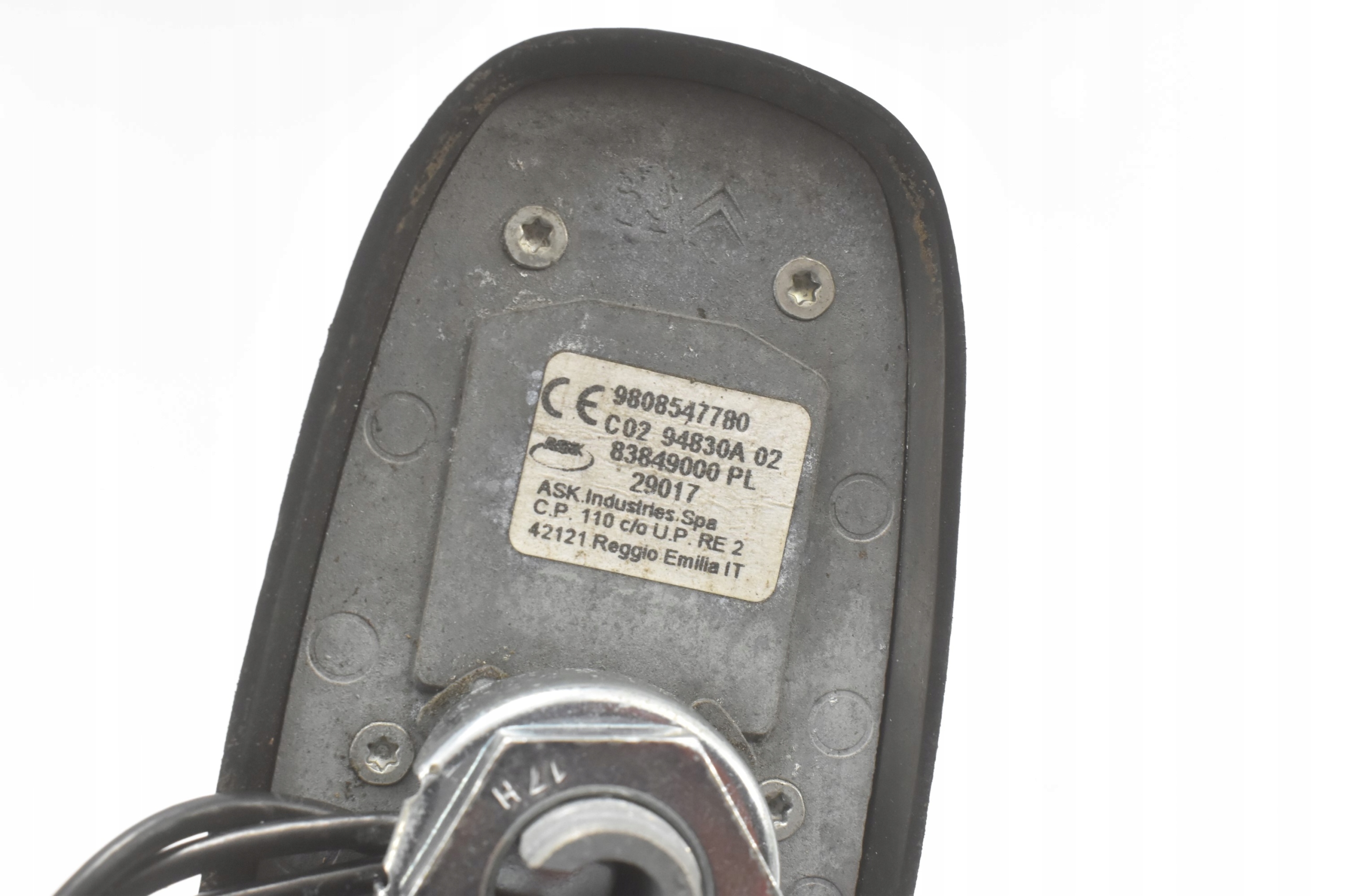 ANTENA DACHOWA PODSTAWA 9808547780 JUMPY III BERLINGO IV EXPERT III COMBO E Marka bez marki